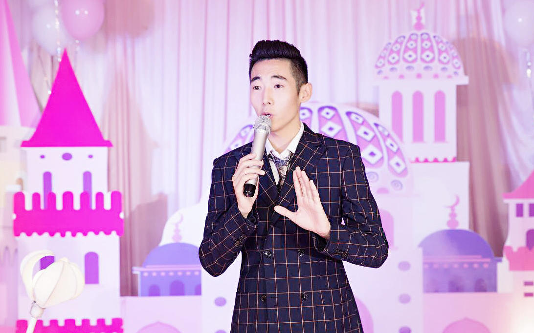 婚礼主持搭配+婚礼接亲管家+音乐师