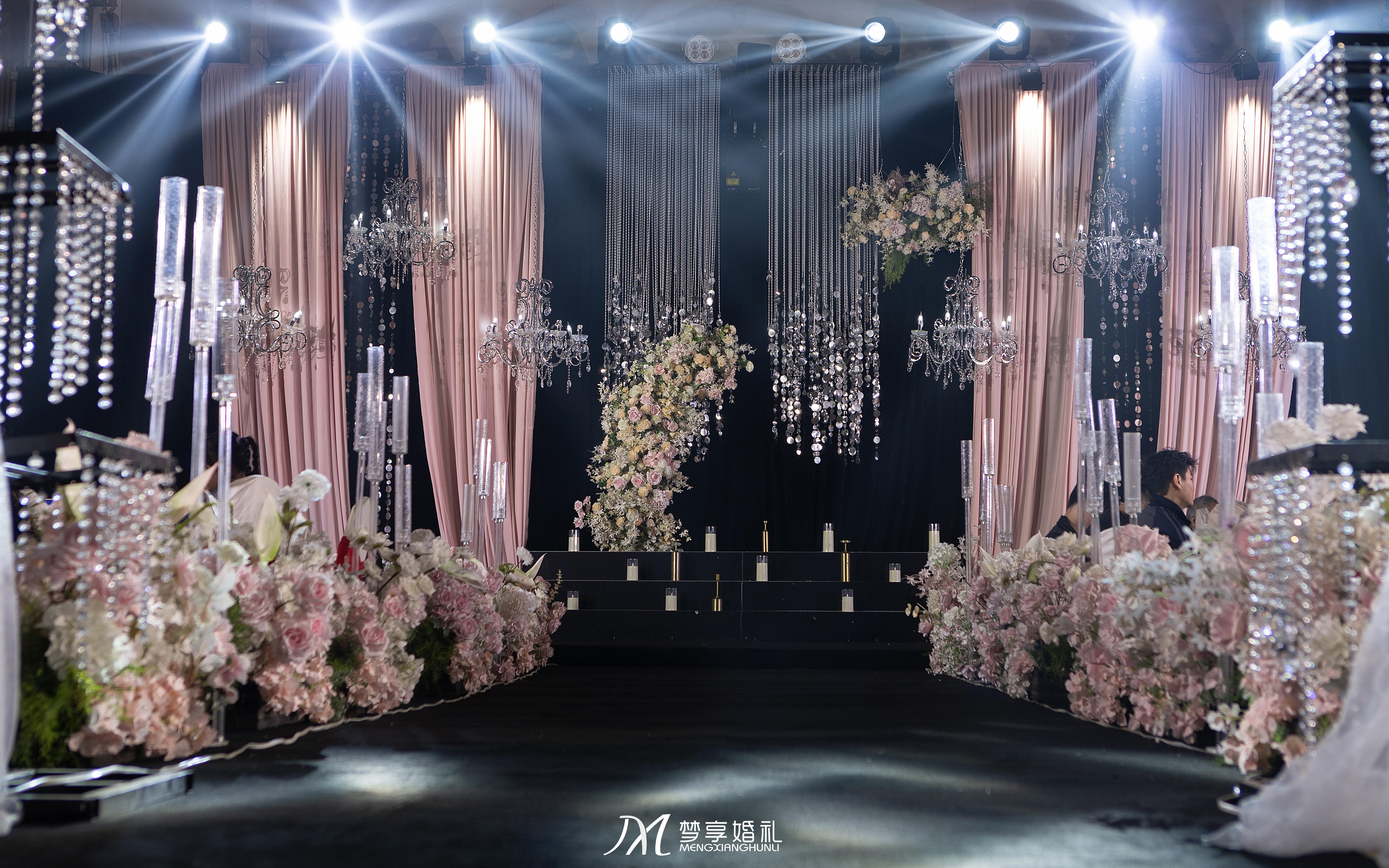 [撫州夢(mèng)享婚禮]翡翠洲際酒店二樓榮華富貴廳