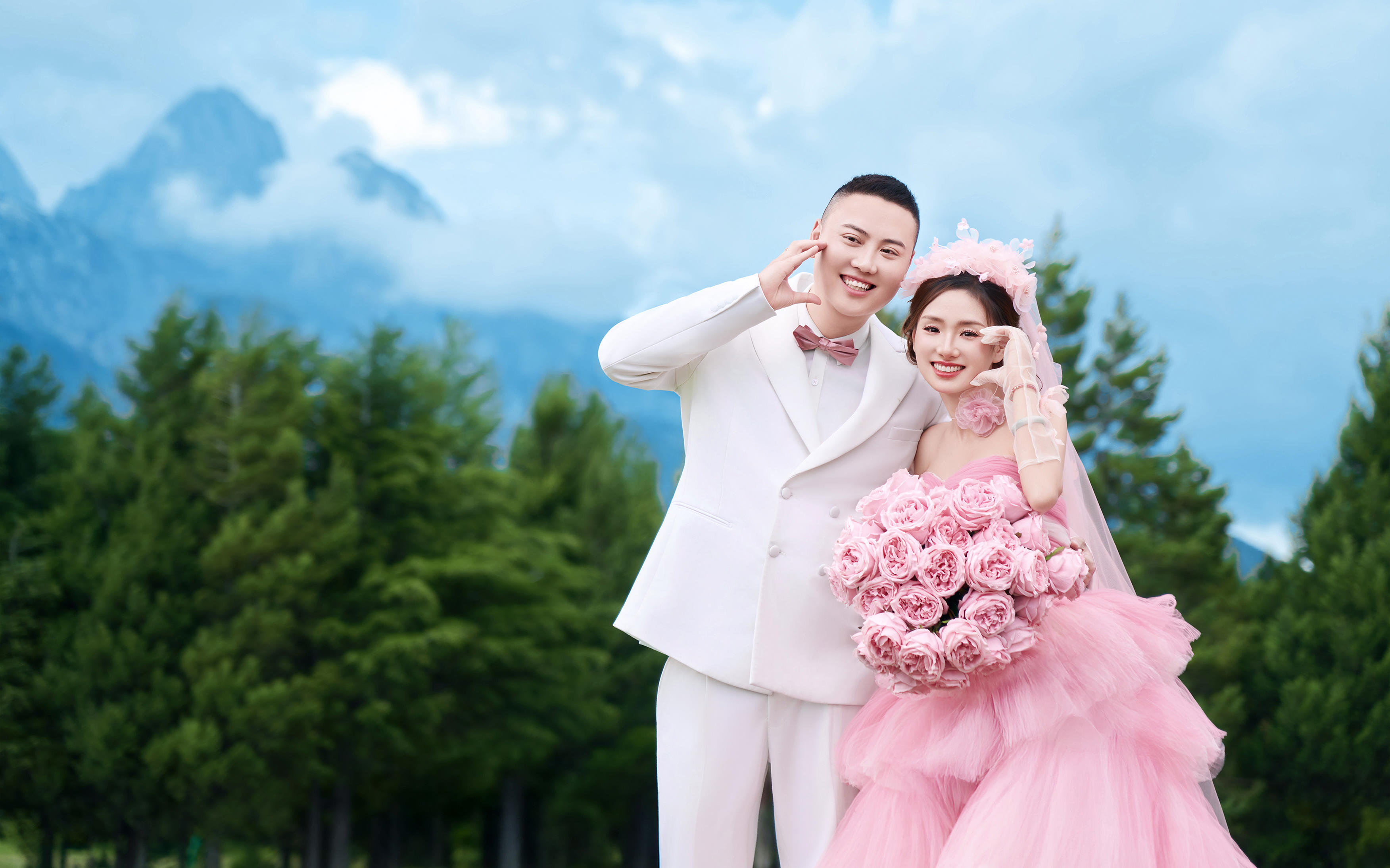  粉雪蜜语｜我们把丽江的温柔穿在身上