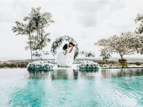 [巴厘岛]海外婚礼·私密水台婚礼