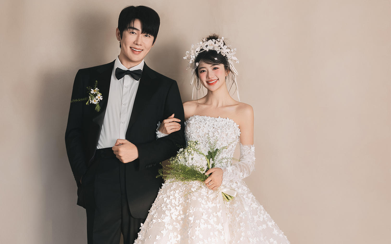 完全是ins博主会晒的婚纱照风格！！
