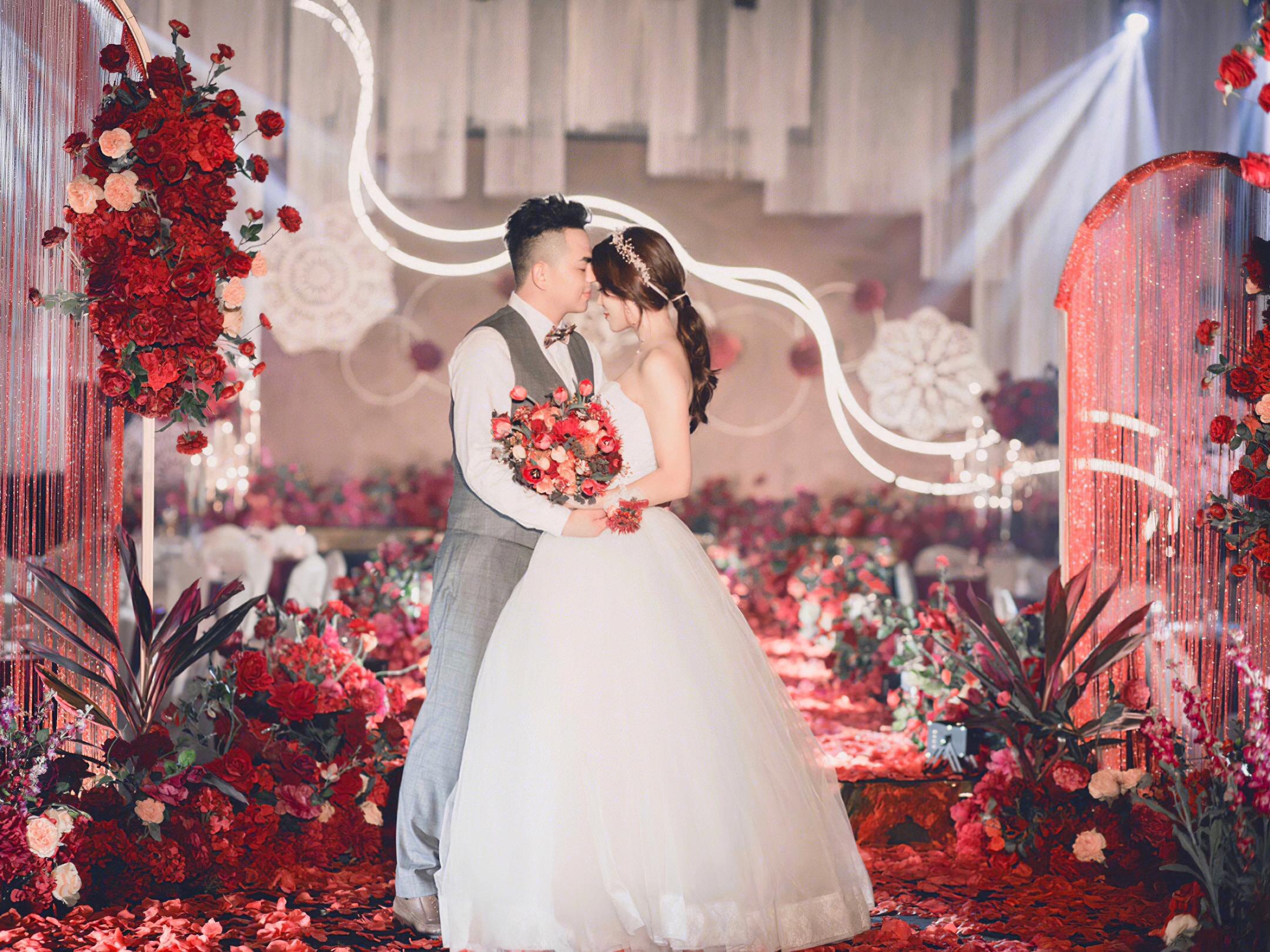 红色系主题婚礼12888全包价