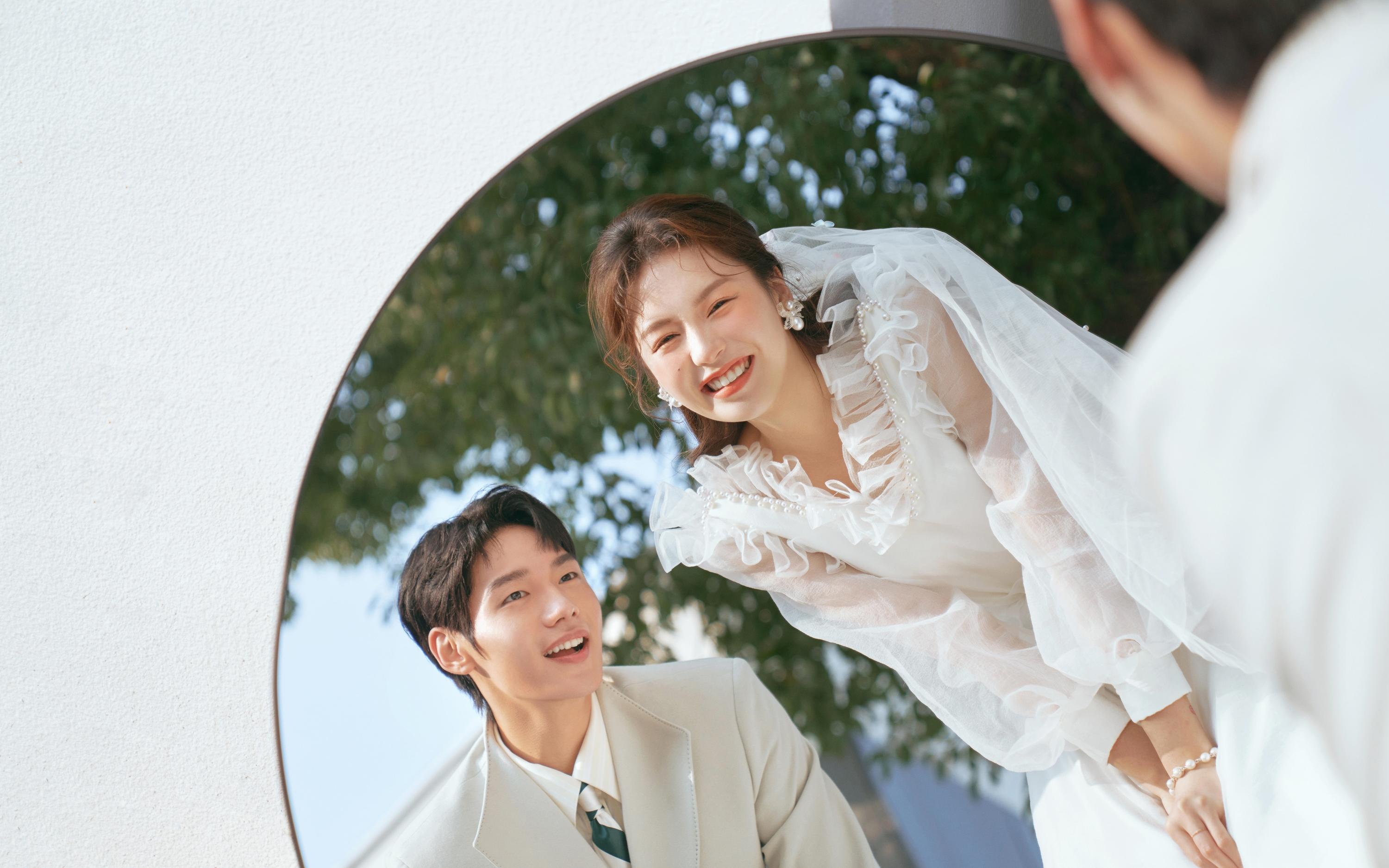 心動(dòng)預(yù)警??有點(diǎn)甜的韓式街拍婚紗照