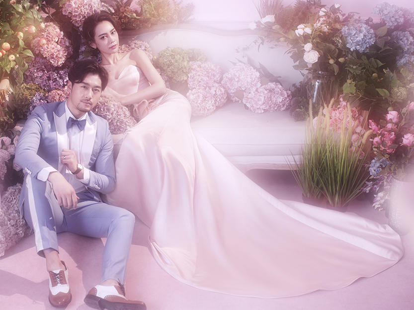 爱萌婚纱摄影_婚纱摄影(3)