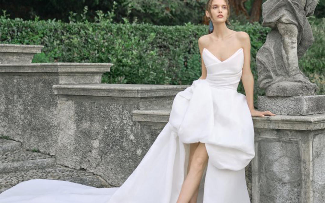 【针记婚纱】 超值精选三件套系送租伴娘服