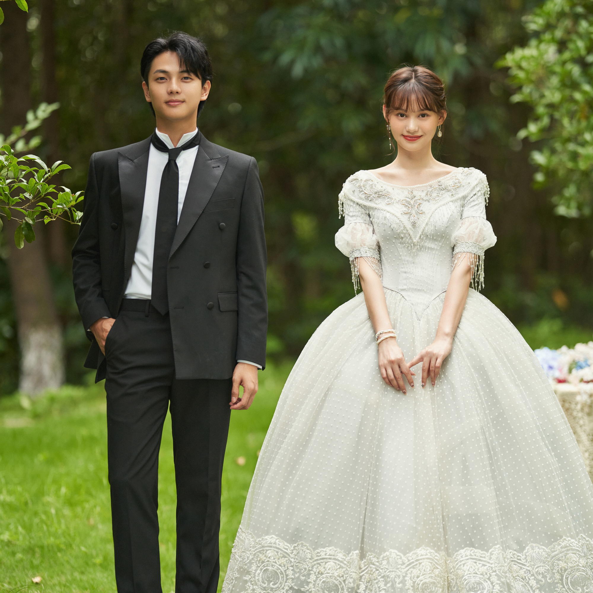【年中钜惠套系】抢订婚纱照档期！每日限量10对