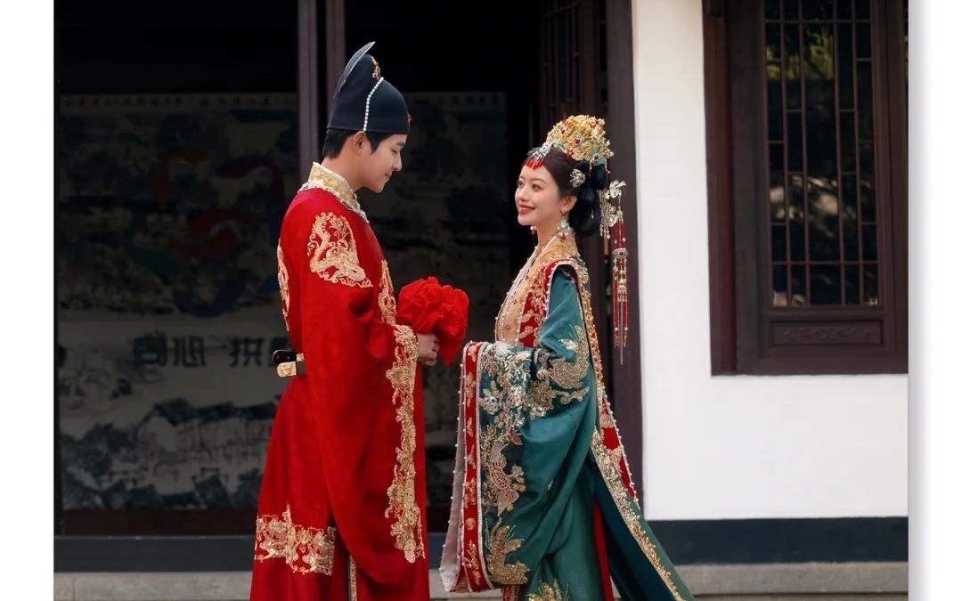 一眼沦陷的园林汉服婚纱照   东方美学绝了