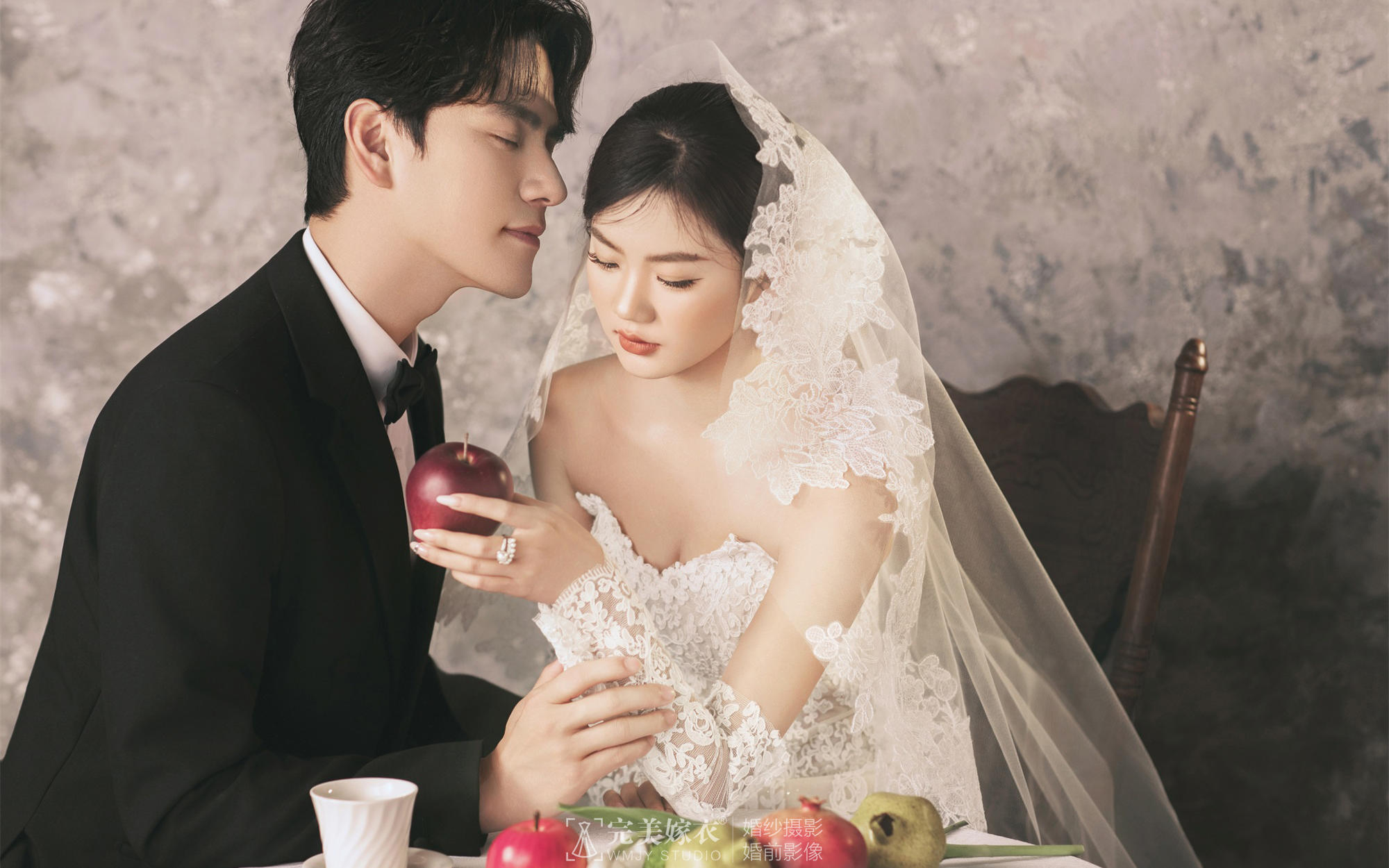 【拾光織夢】美到窒息??復(fù)古油畫婚紗照是懂浪漫的