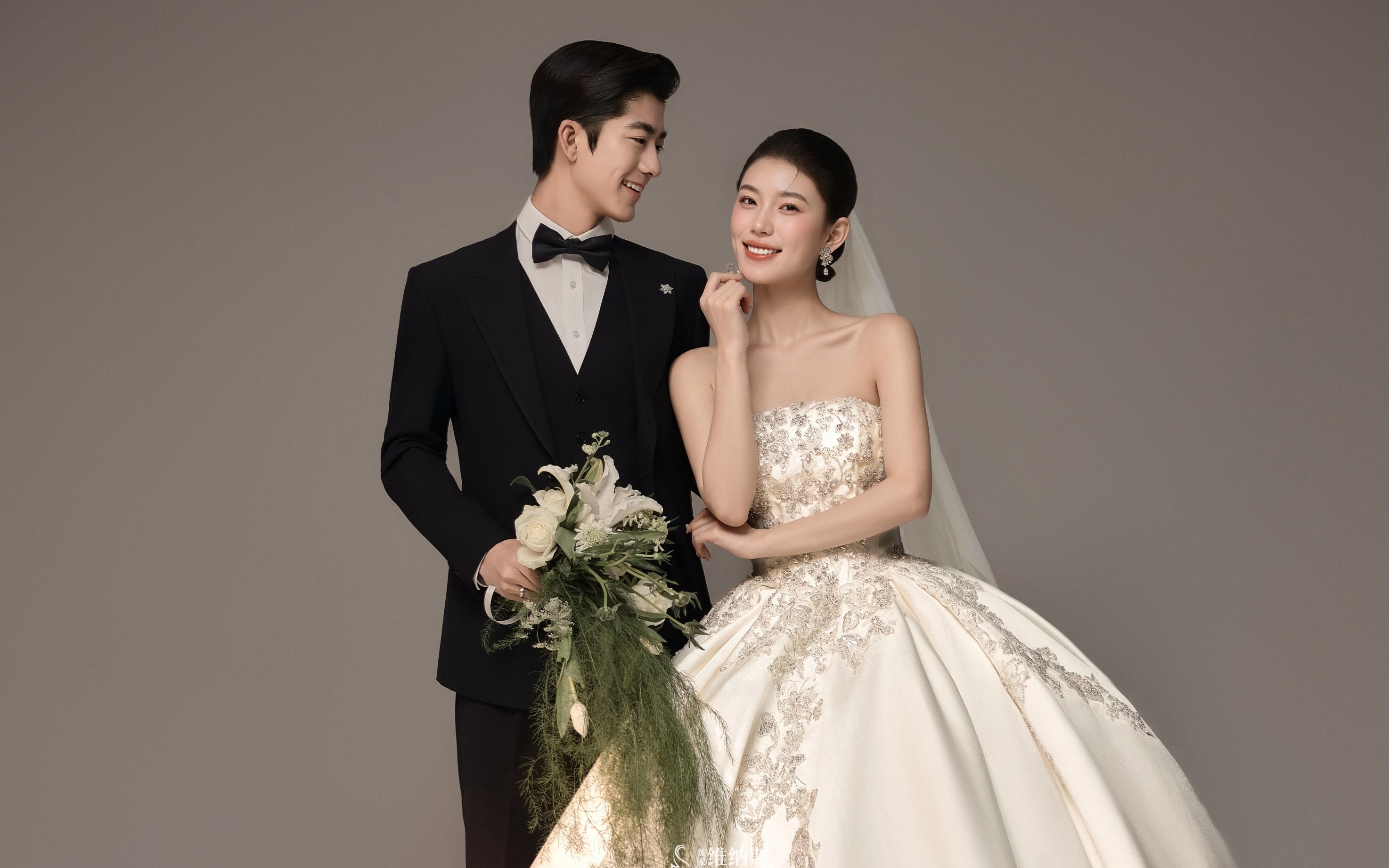 经典又高级的室内主纱婚纱照👰‍♀️备婚收藏～