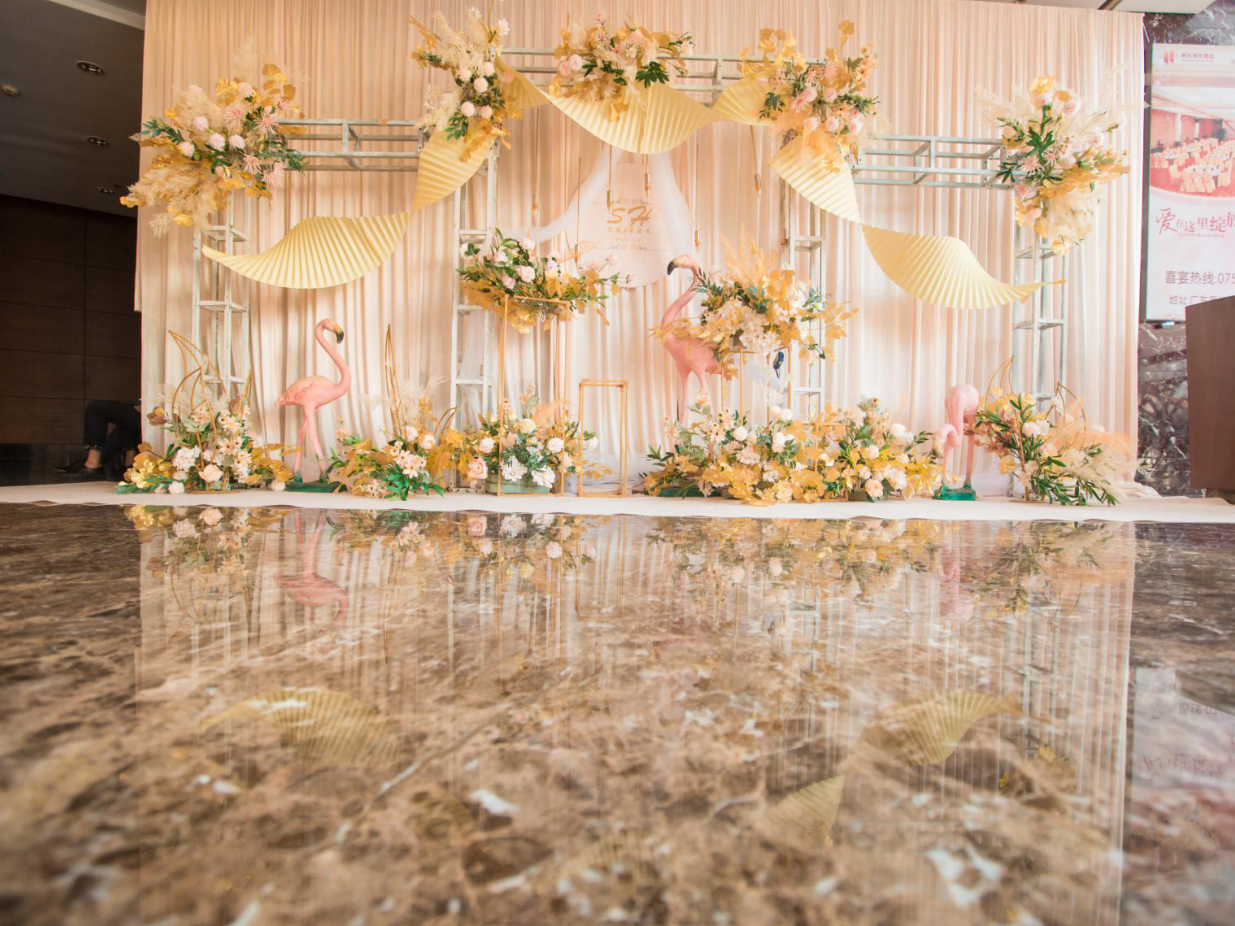 禧度婚礼/香槟色小型简约唯美婚礼布置+两大金刚