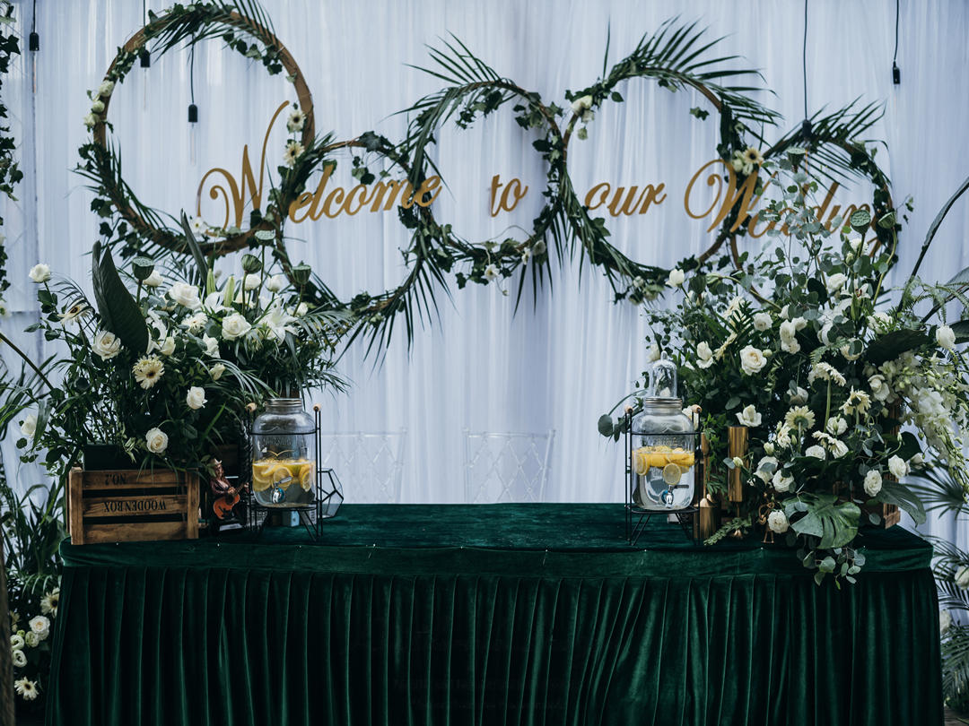 『维卡婚礼』满天星/真绿植+白绿色户外婚礼