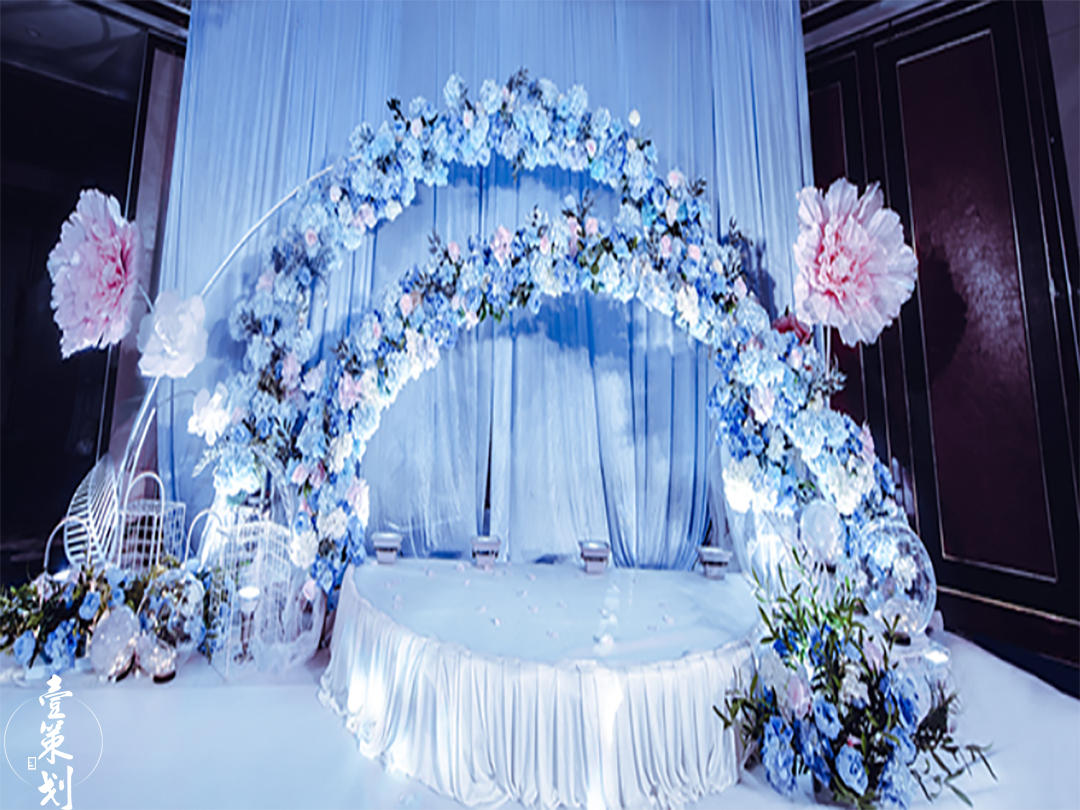 【壹策划定制】蓝白色森系婚礼——梦幻秘境