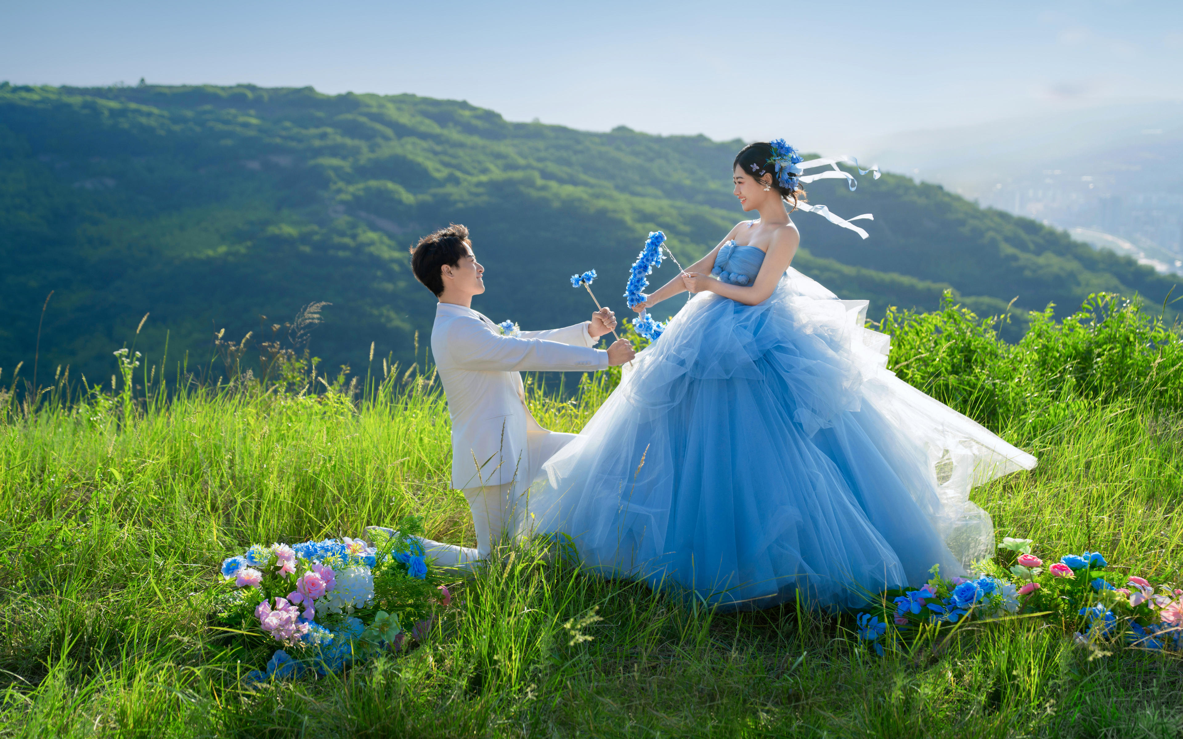 美神降临！蓝色花神婚纱太戳中心巴啦❗