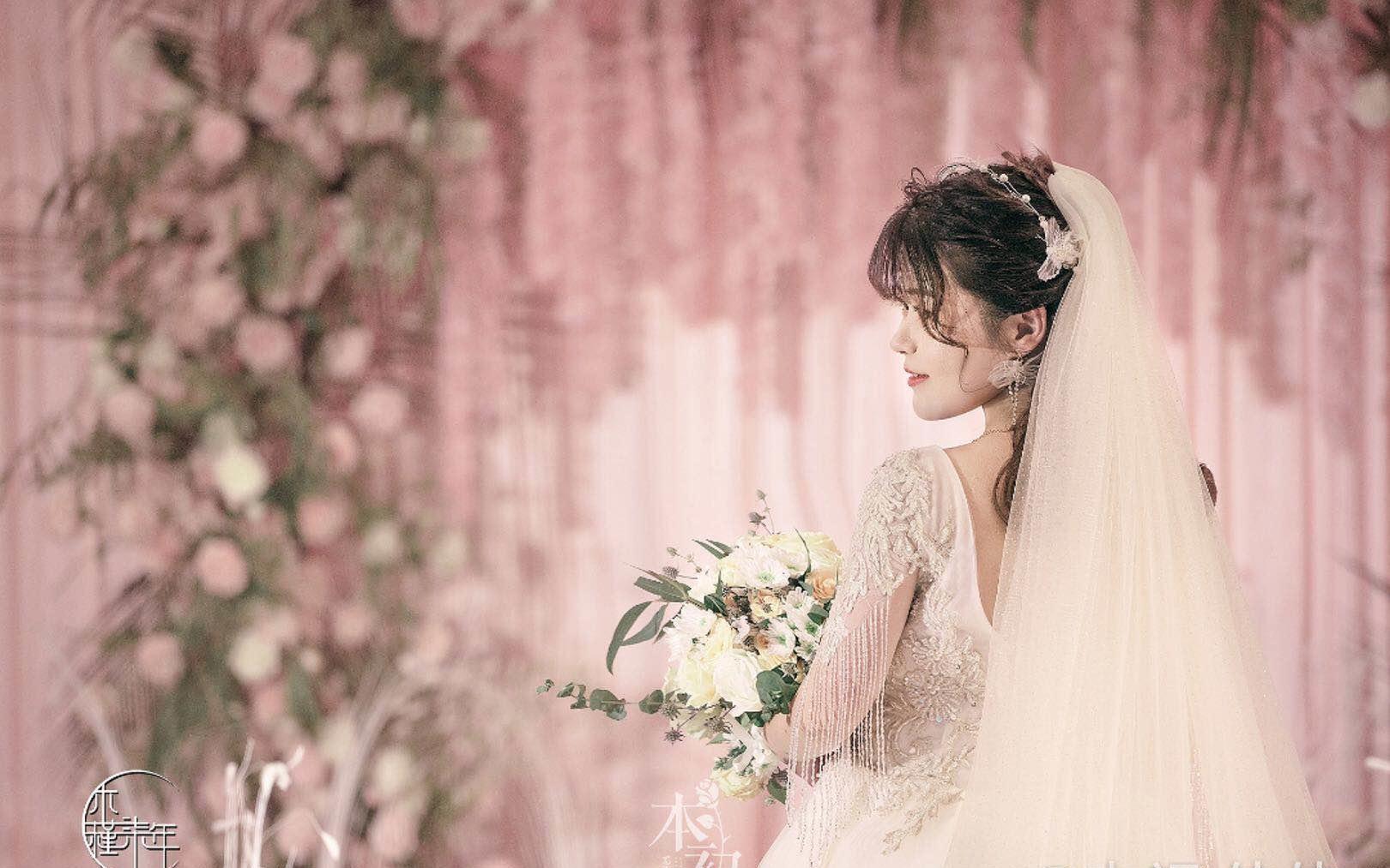 【BETRUE•本初婚纱】