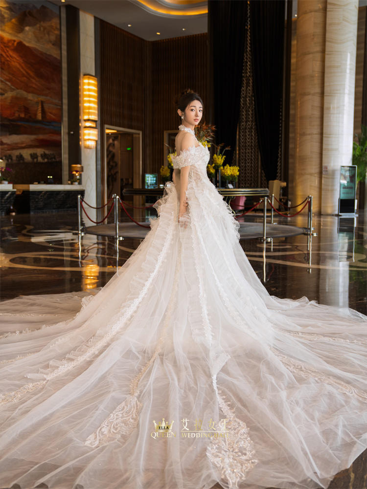 【可拆卸拖尾】挂脖一字肩鱼尾婚纱