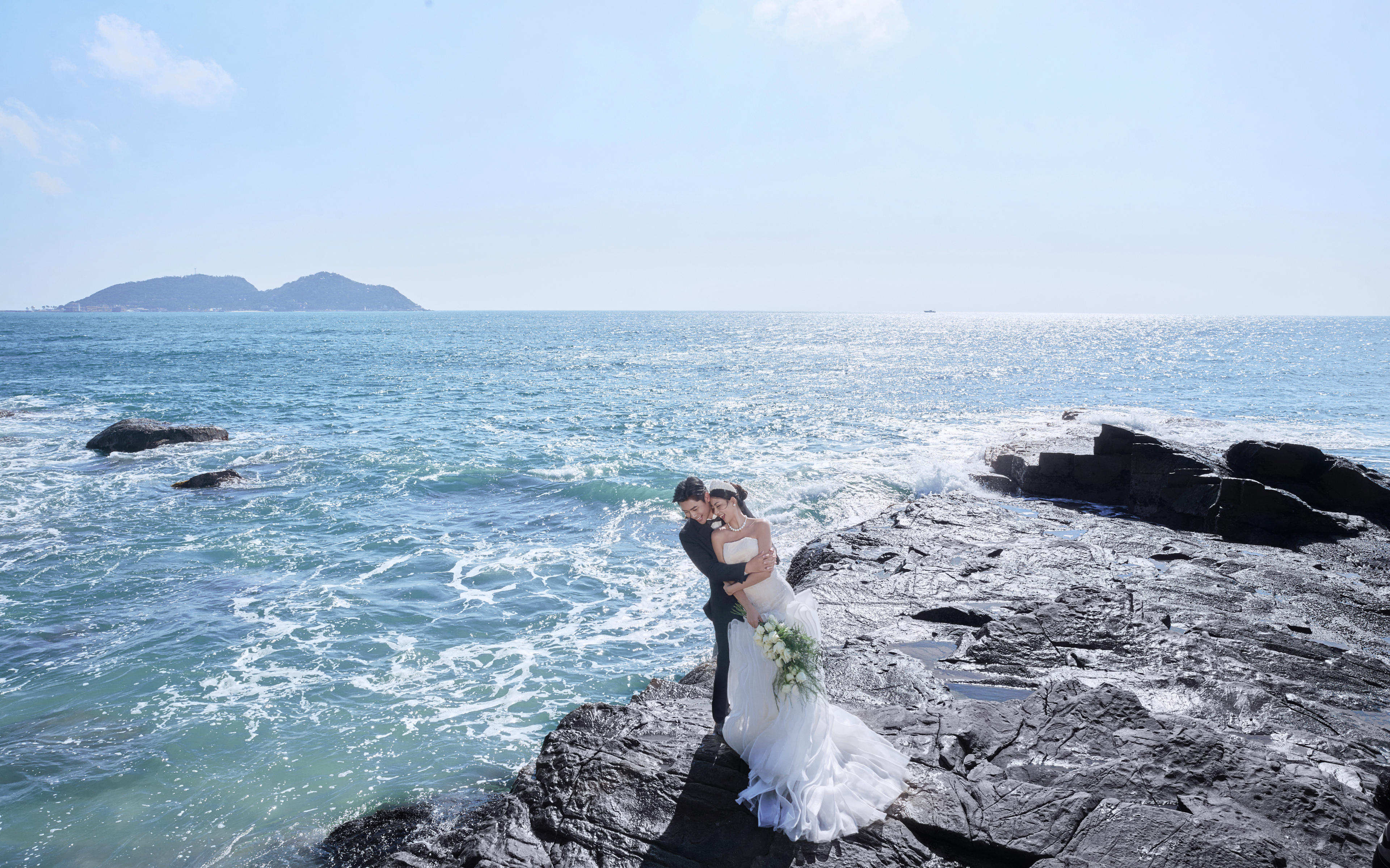 【法式印象】美神降临✨ 爱意具象化！ 礁石婚纱照