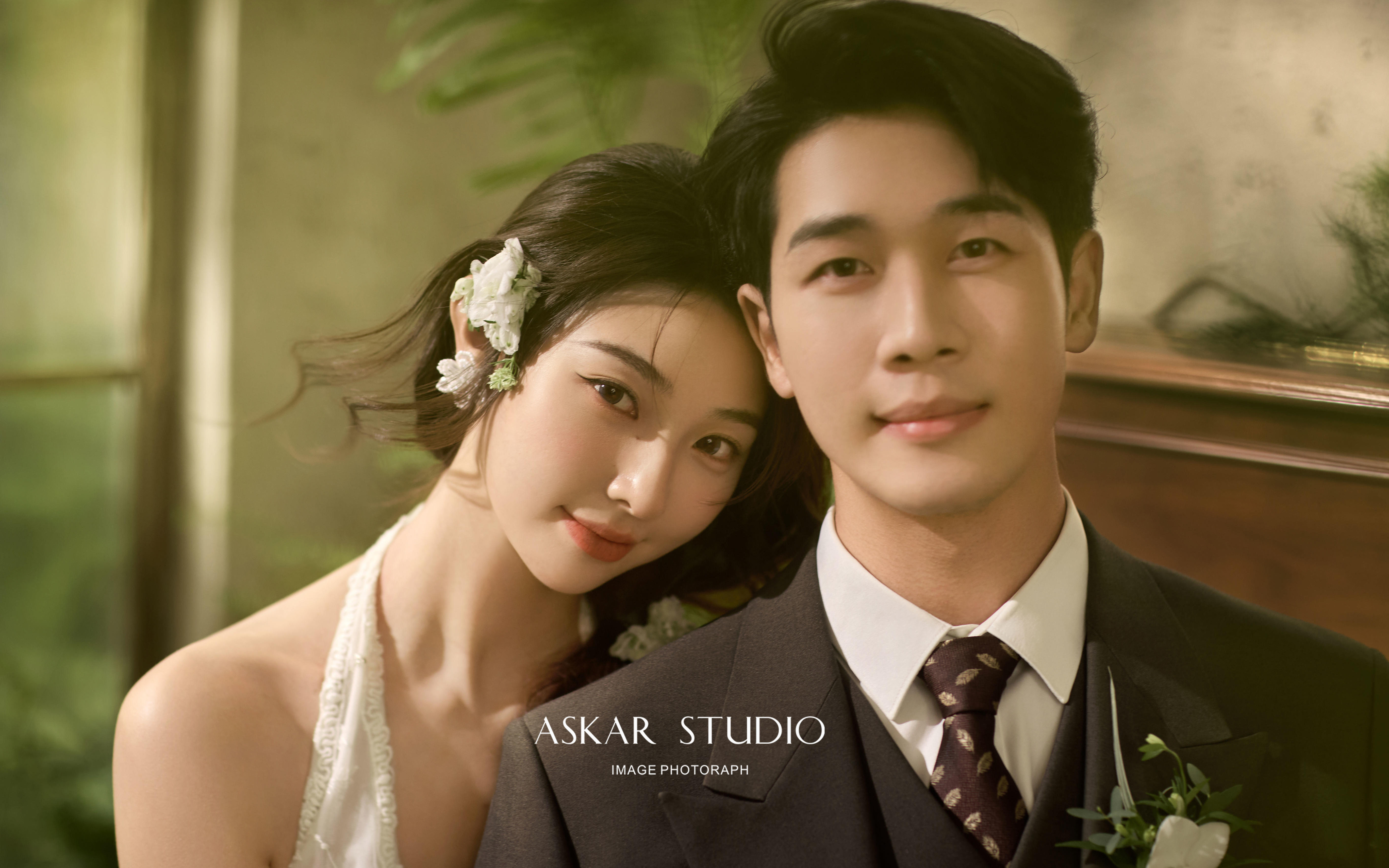 和你在玻璃花房里，私藏一整個(gè)春天的溫柔??