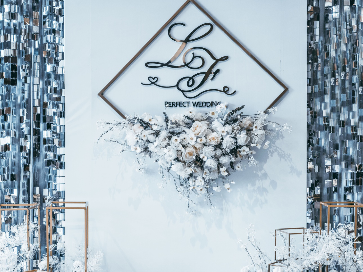 高级【雾霾蓝搭灰白色系】酒店室内婚礼