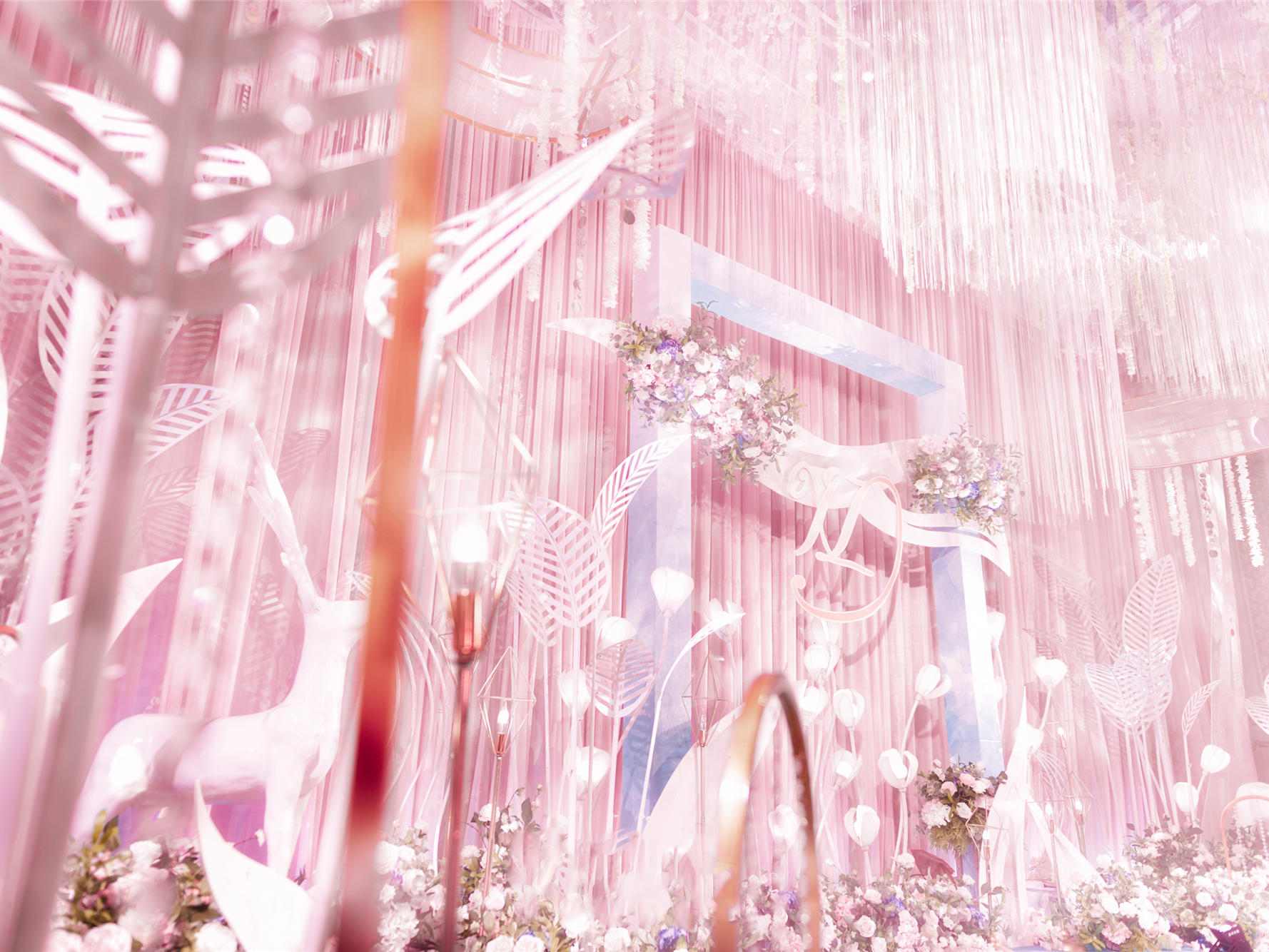 粉色梦幻婚礼  赠送首席四大金刚