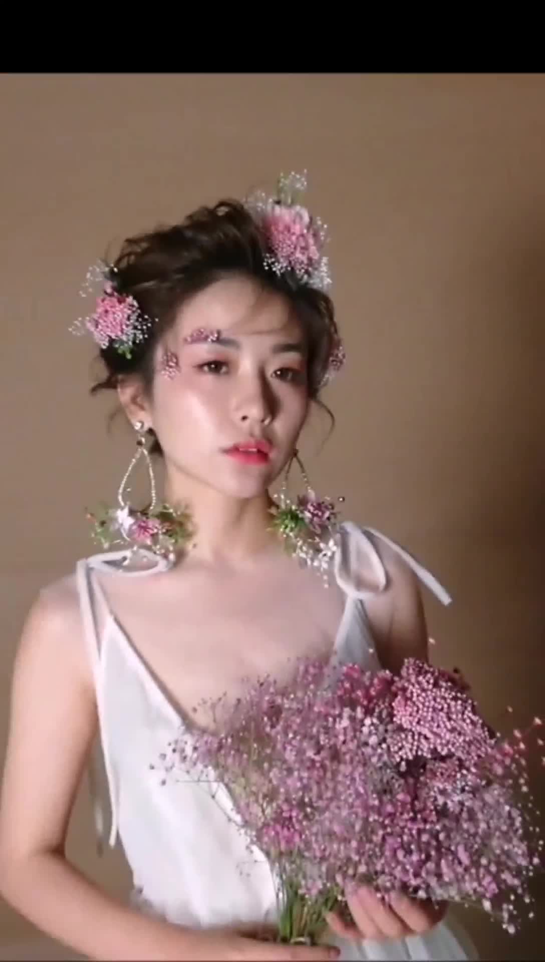 【女神必选】总监档全天跟妆+亲友妆