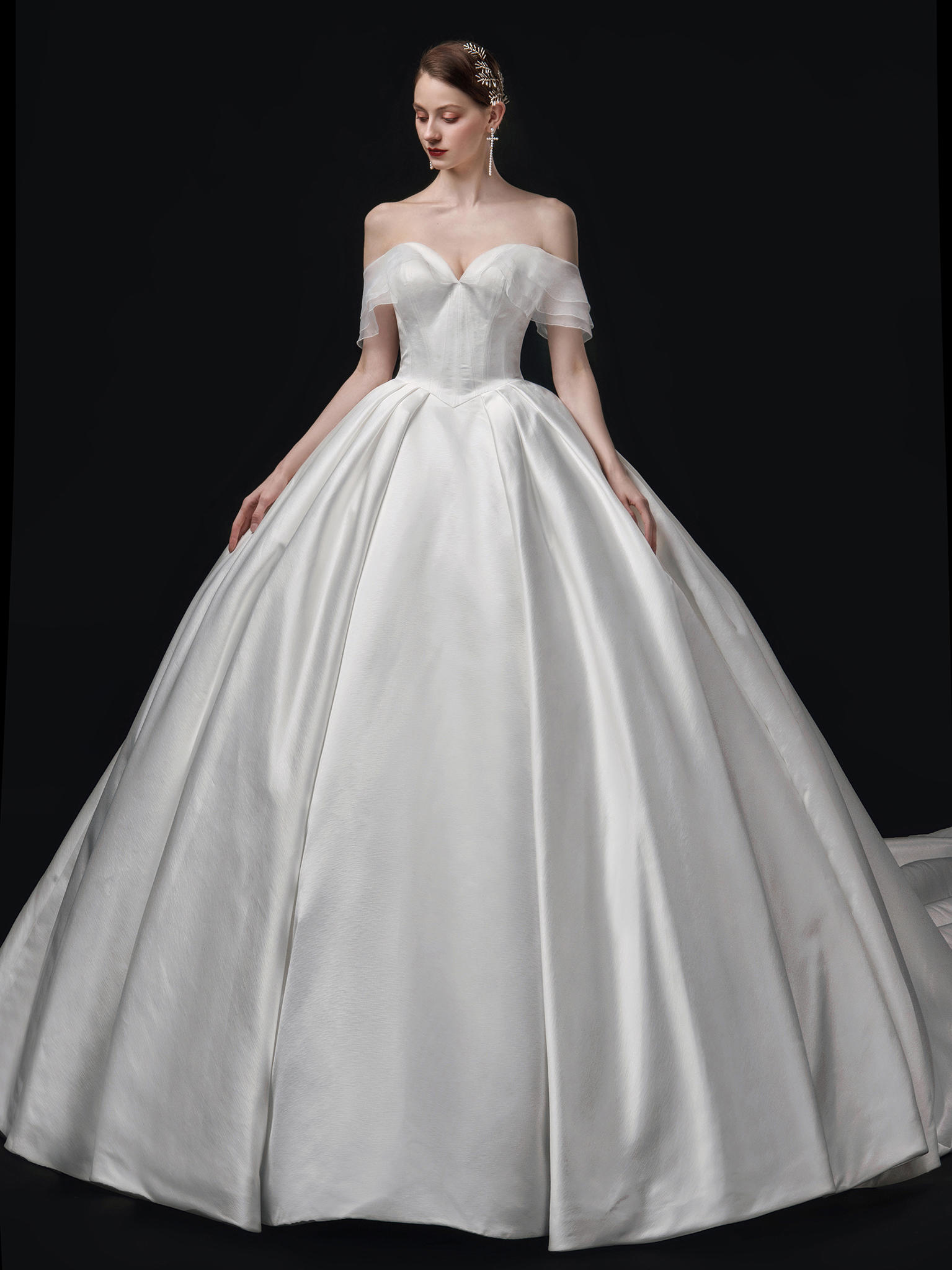 【超值特惠】全包轻奢精品婚纱礼服6件套