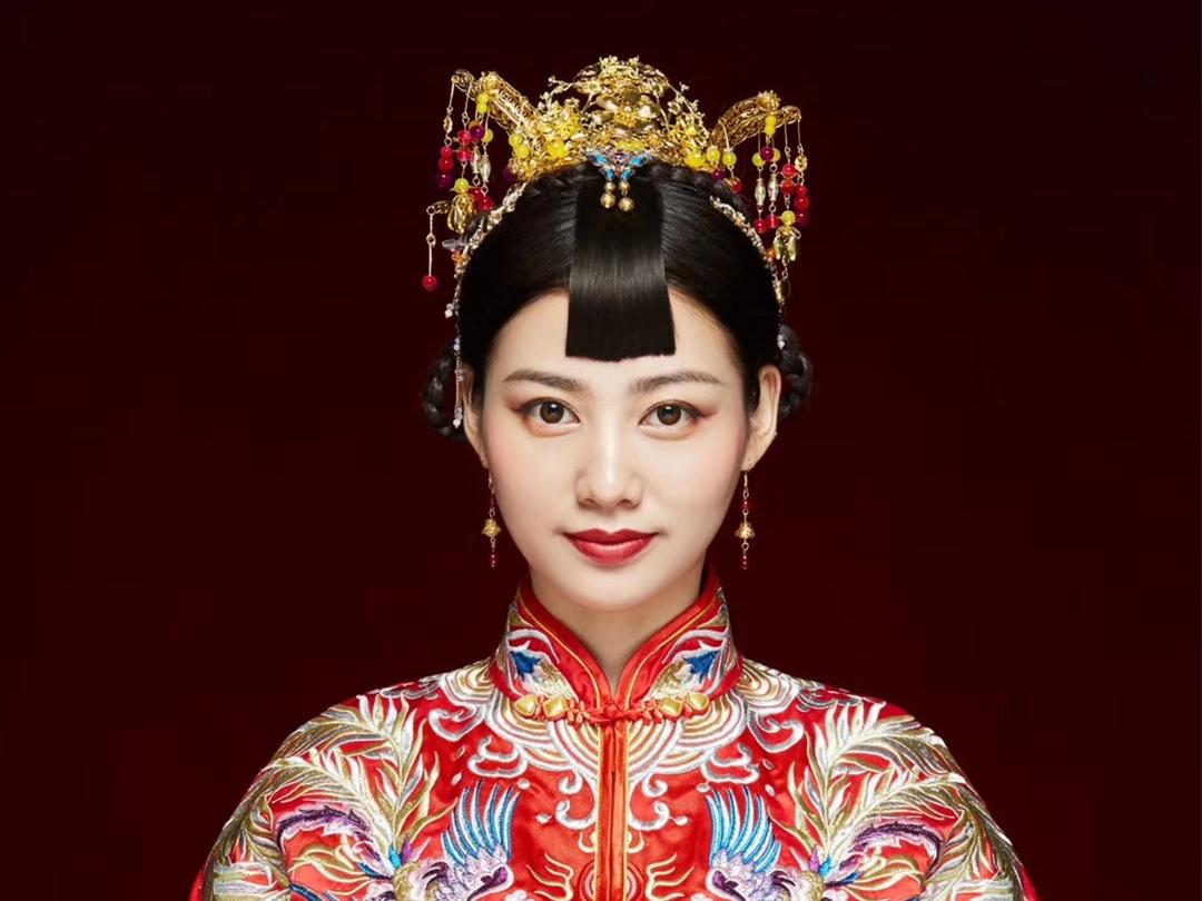 <女神必选>总监档全天跟妆+亲友妆