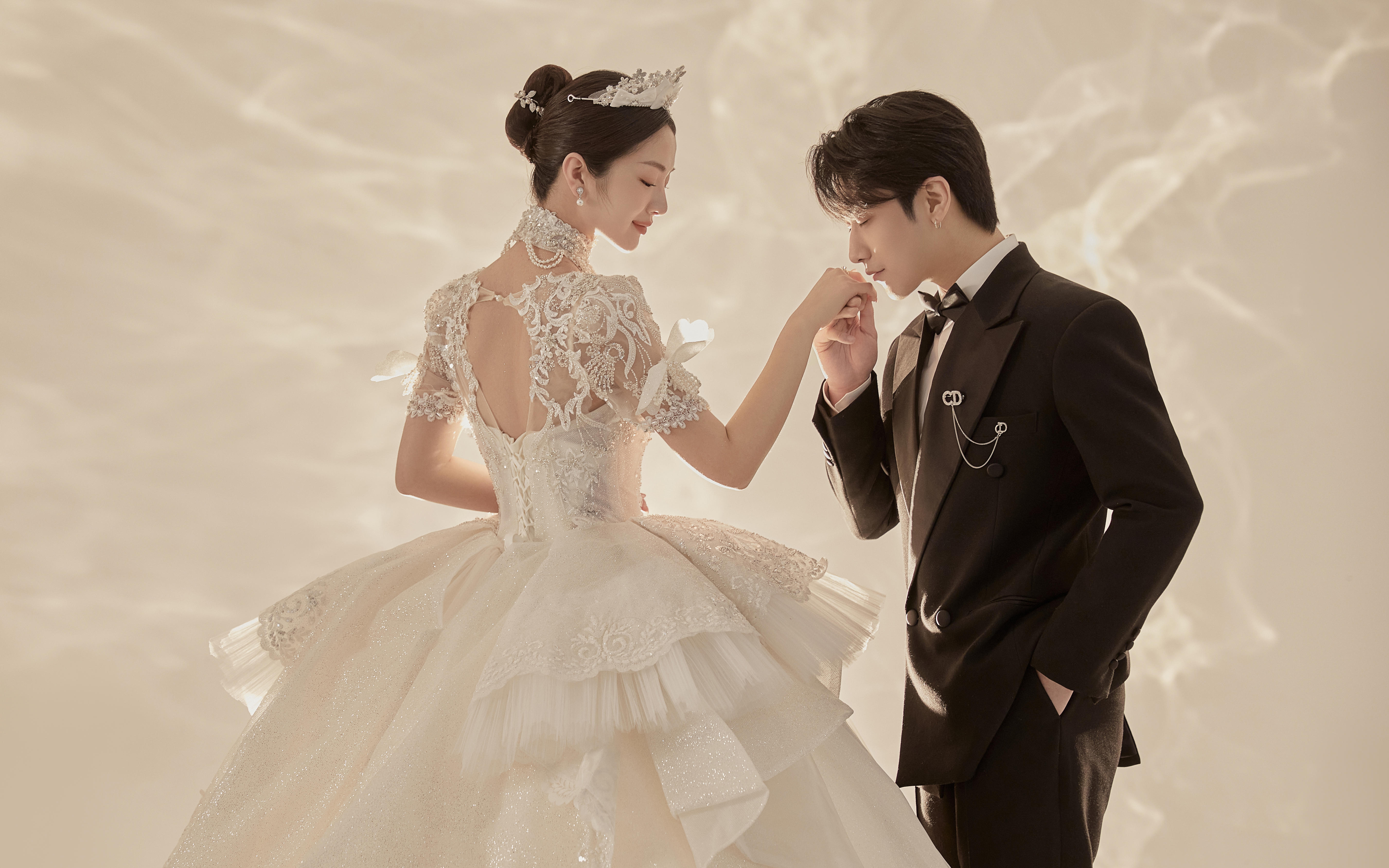 ? 這組光影婚紗照我愿稱之為“封神之光” ?