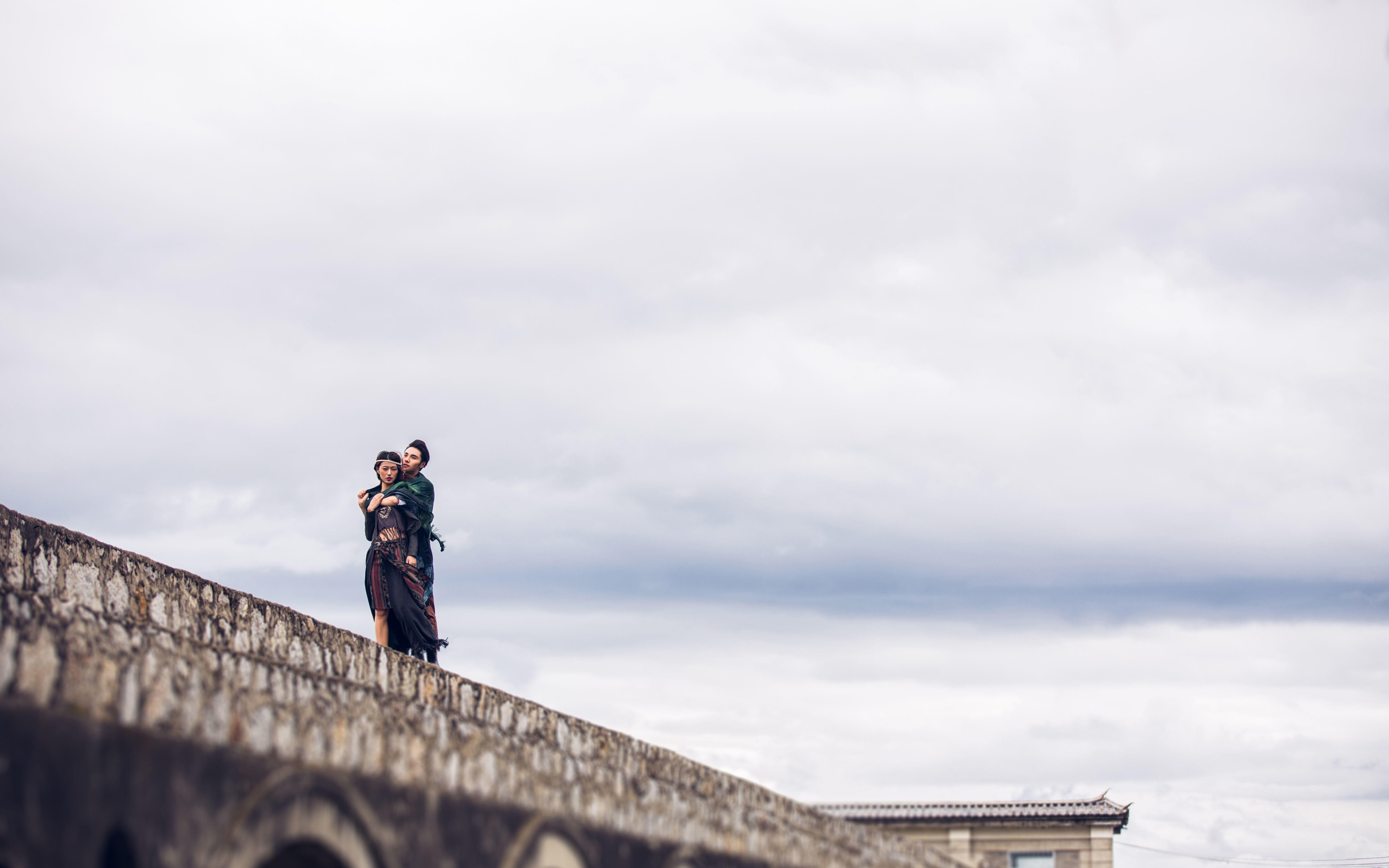 【大理】婚纱礼服任选 +特色客栈3天2晚+民族风