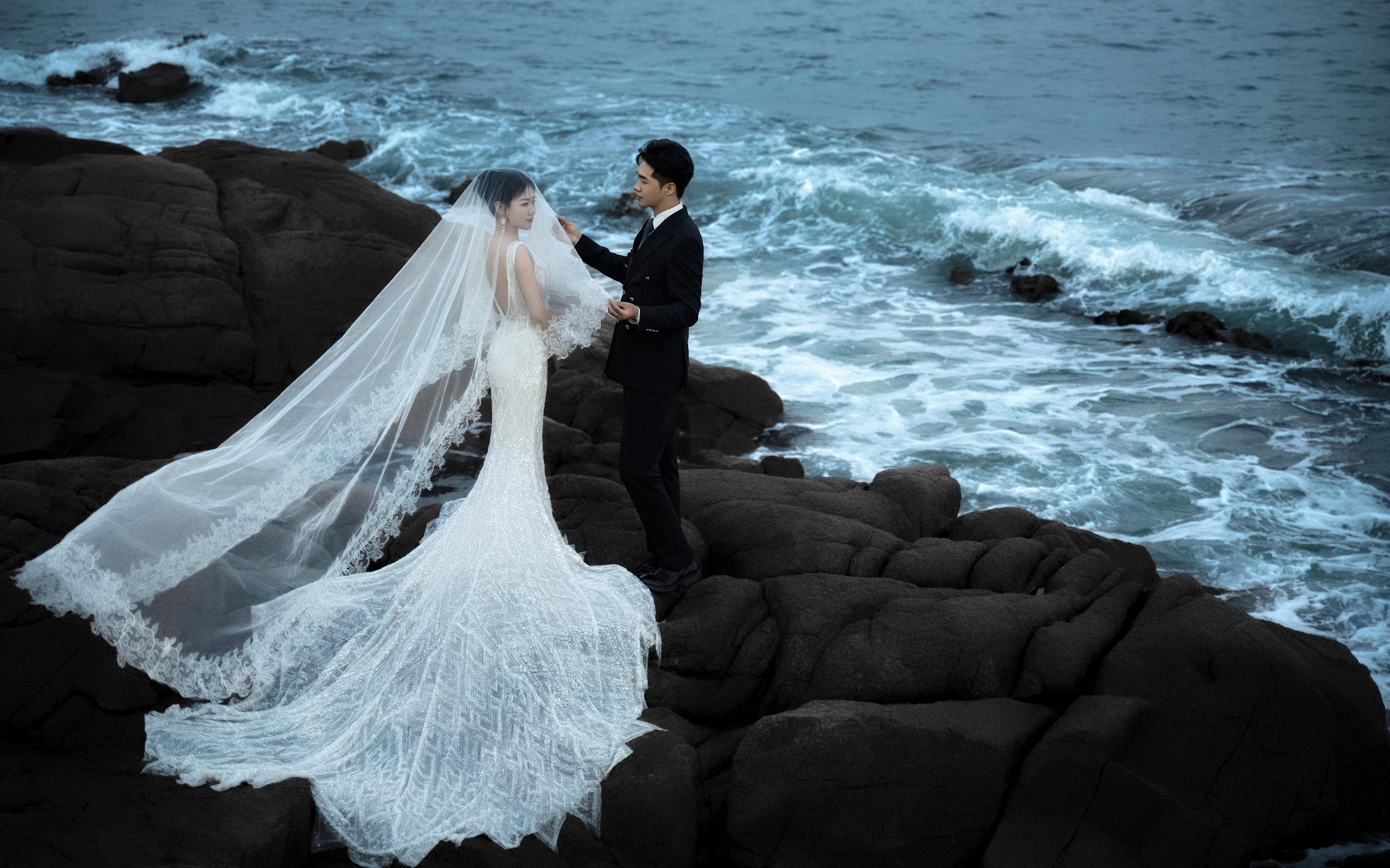 刘洁夫妇/海景礁石系列