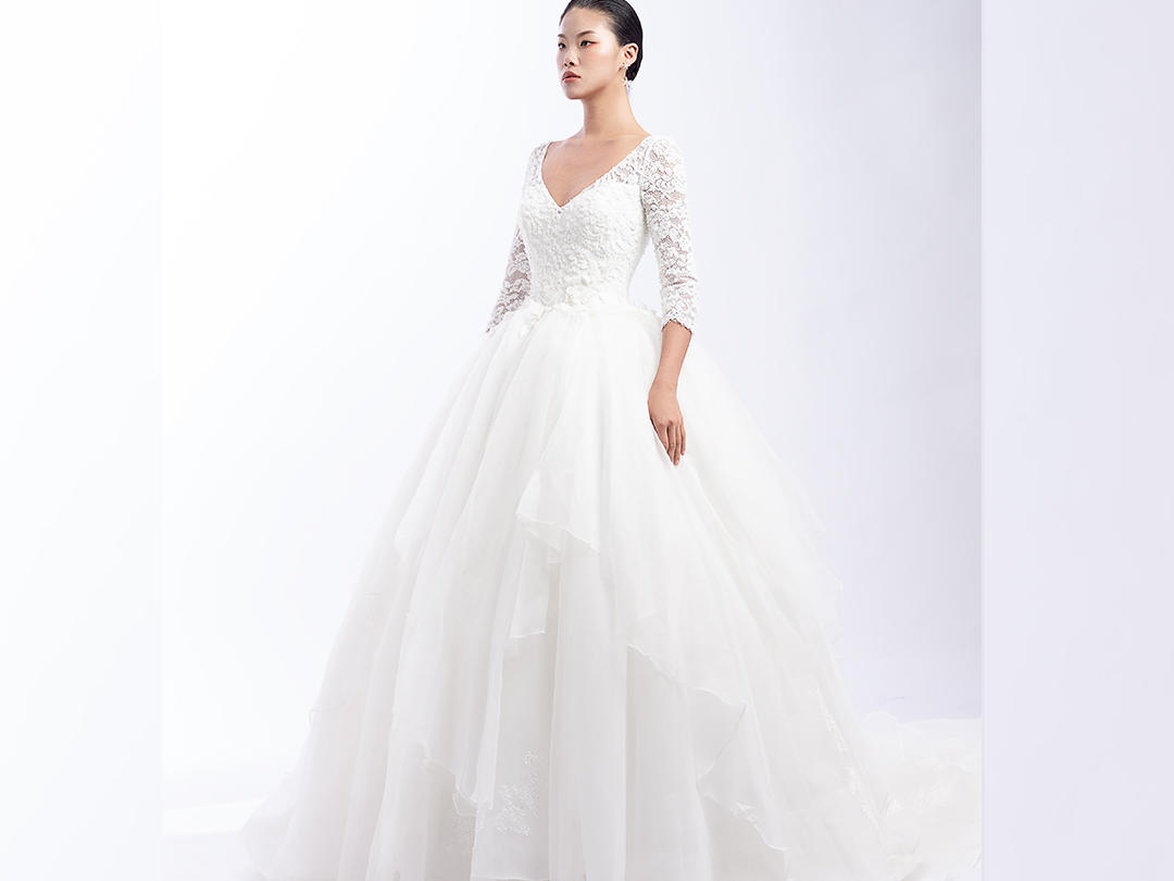 【素婚纱礼服定制】明星款复古长袖主婚纱