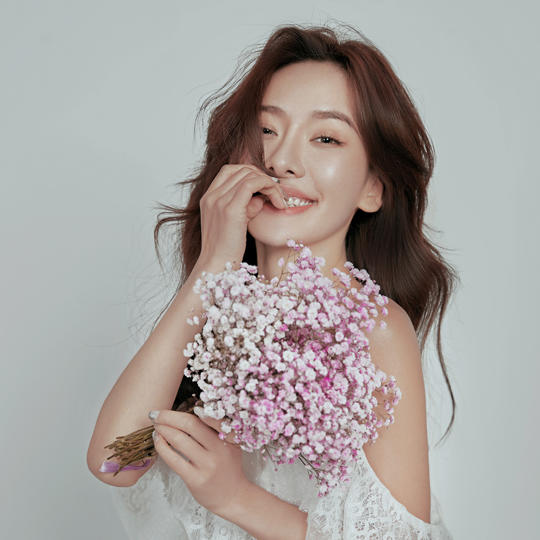 唯美婚纱套系底片全送一对一服务
