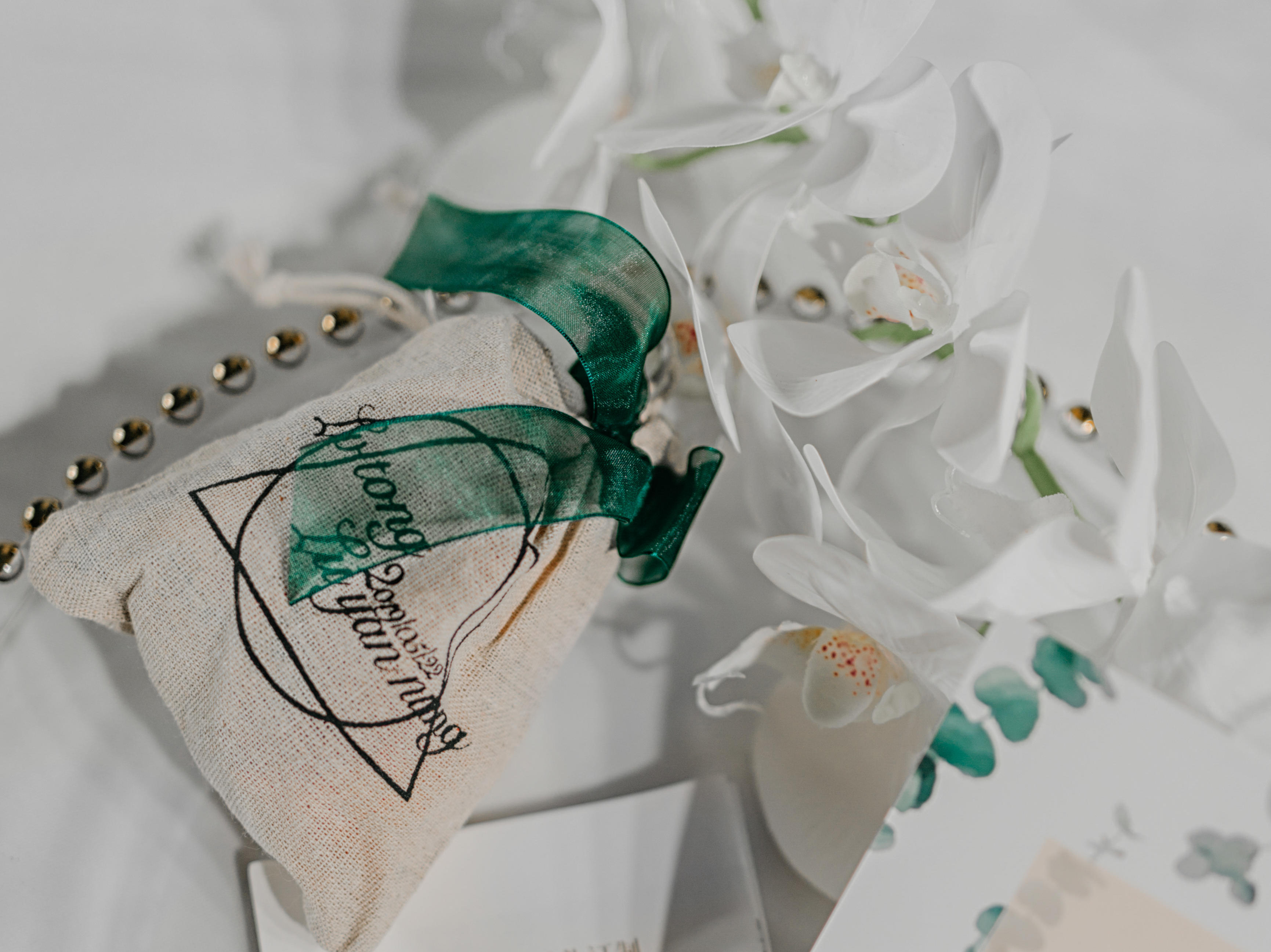 【白头吟】最初primary|惊鸿一瞥白绿色