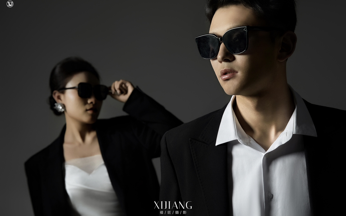 石河子婚纱照｜高级感极简黑白风封神