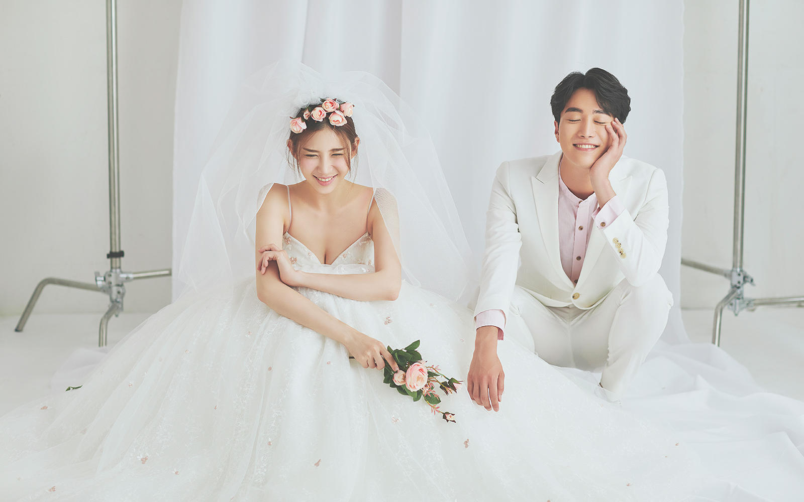 创意个性定制8服8造婚纱套系限时特惠