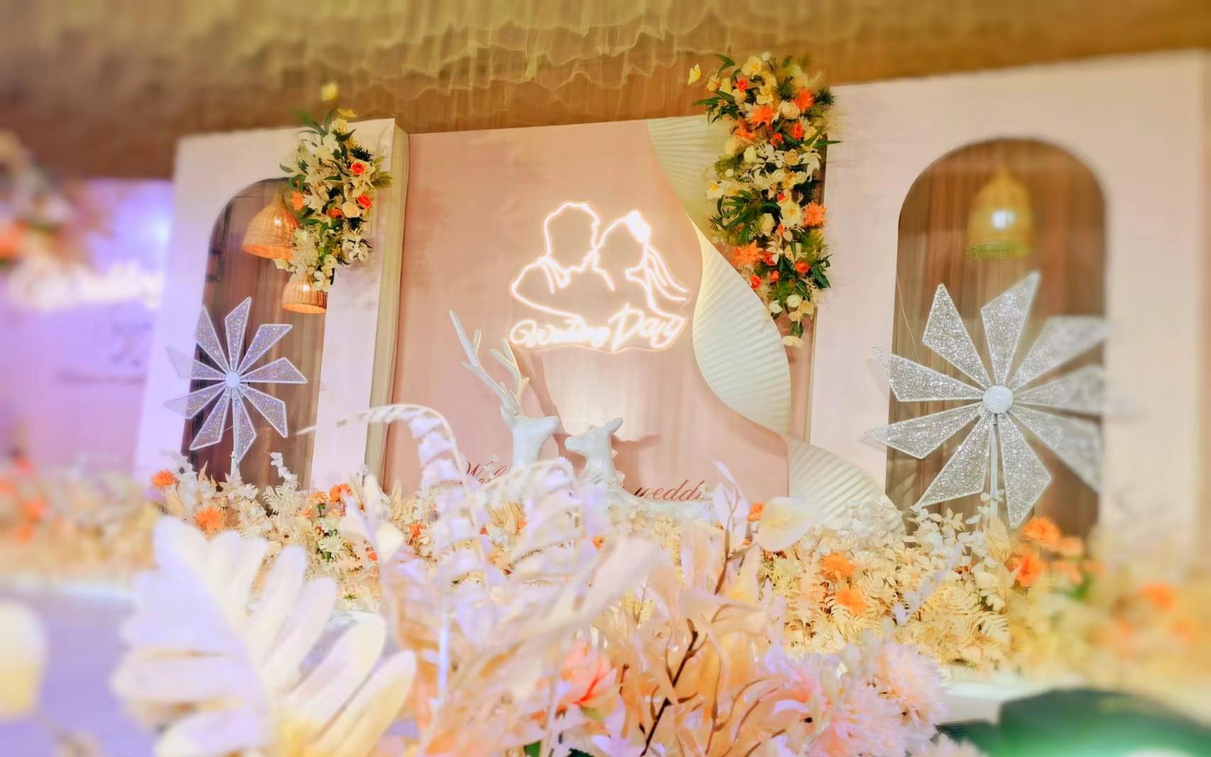 鹏飞婚礼——轻奢酒店浪漫婚礼