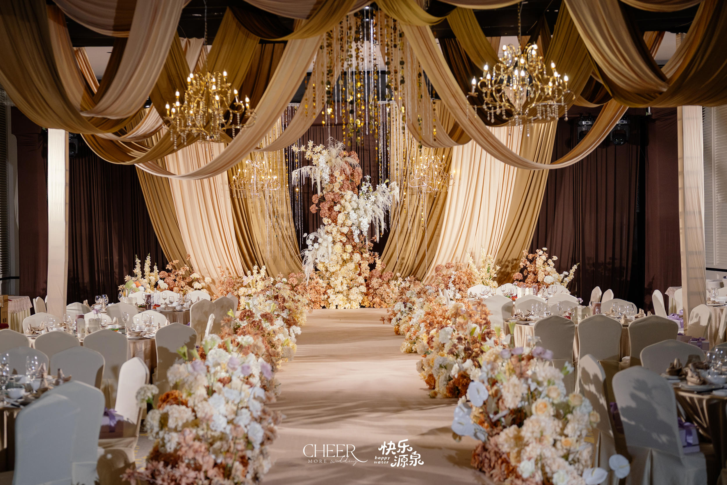 花与水晶的温柔叙事