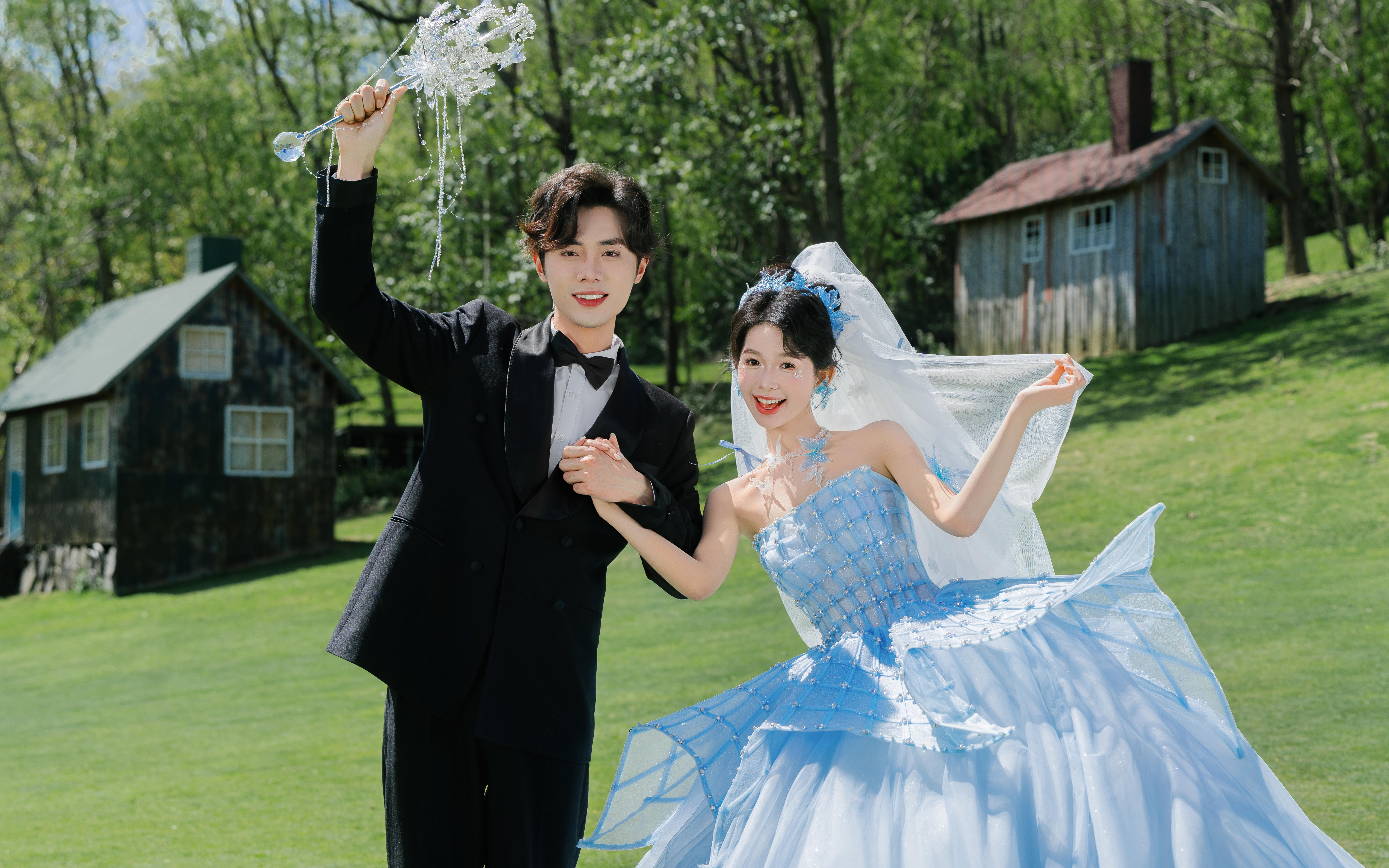 大理草坪婚纱照｜在高尔夫球场拍出电影感🎬