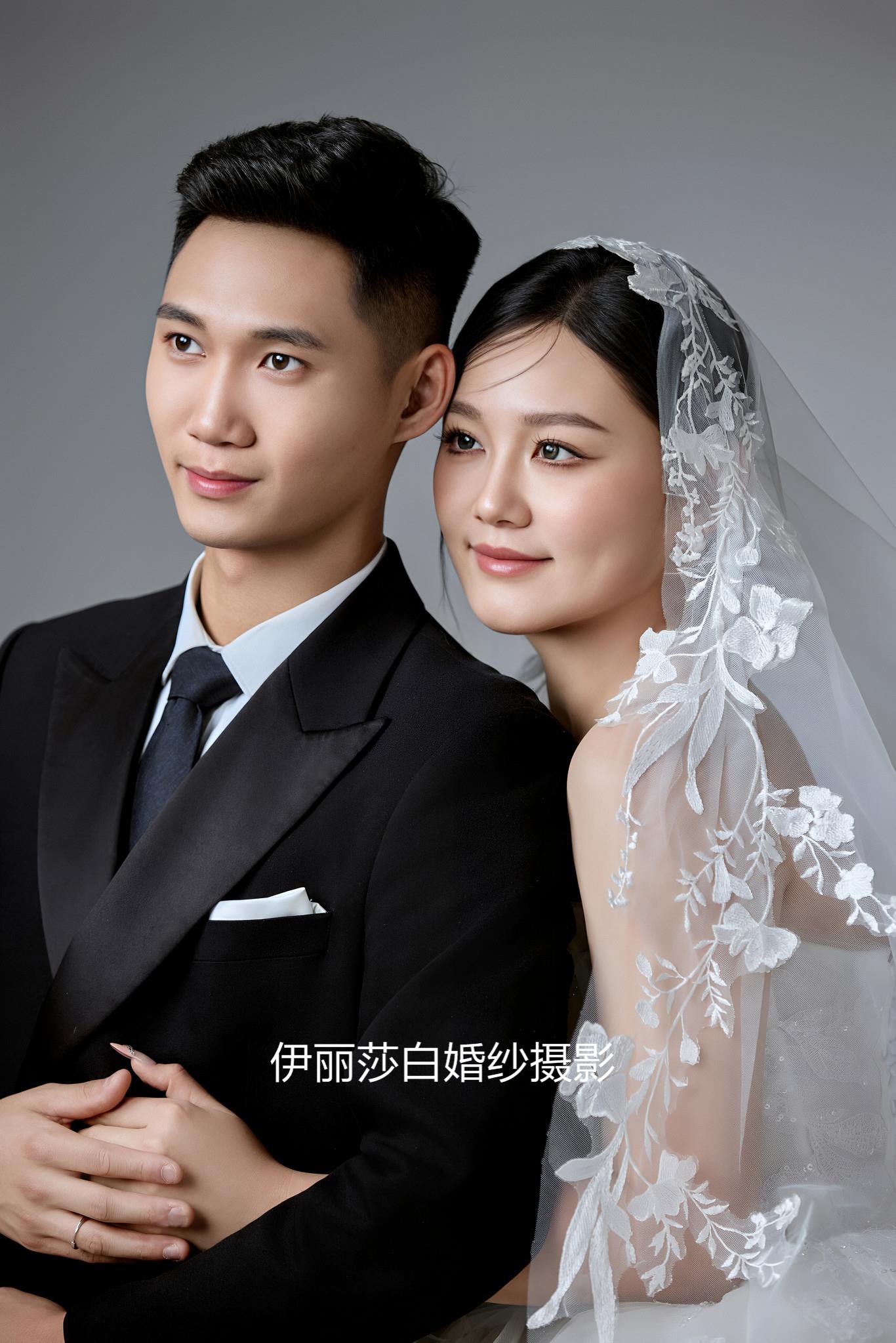 拍婚紗照3888套餐有跟妝+秀和+禮服 