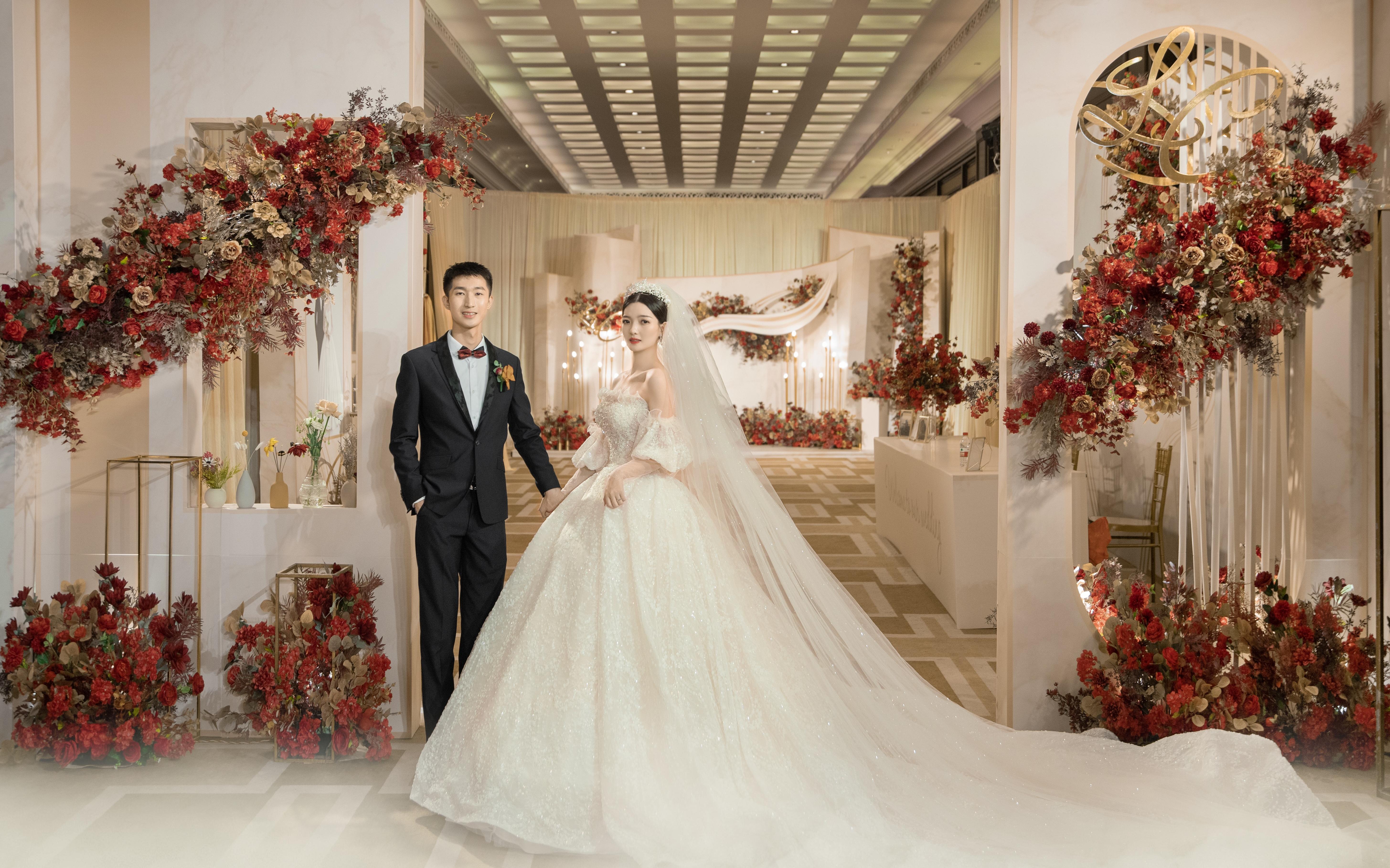 劲爆来袭17888包含四大金刚送小吊顶