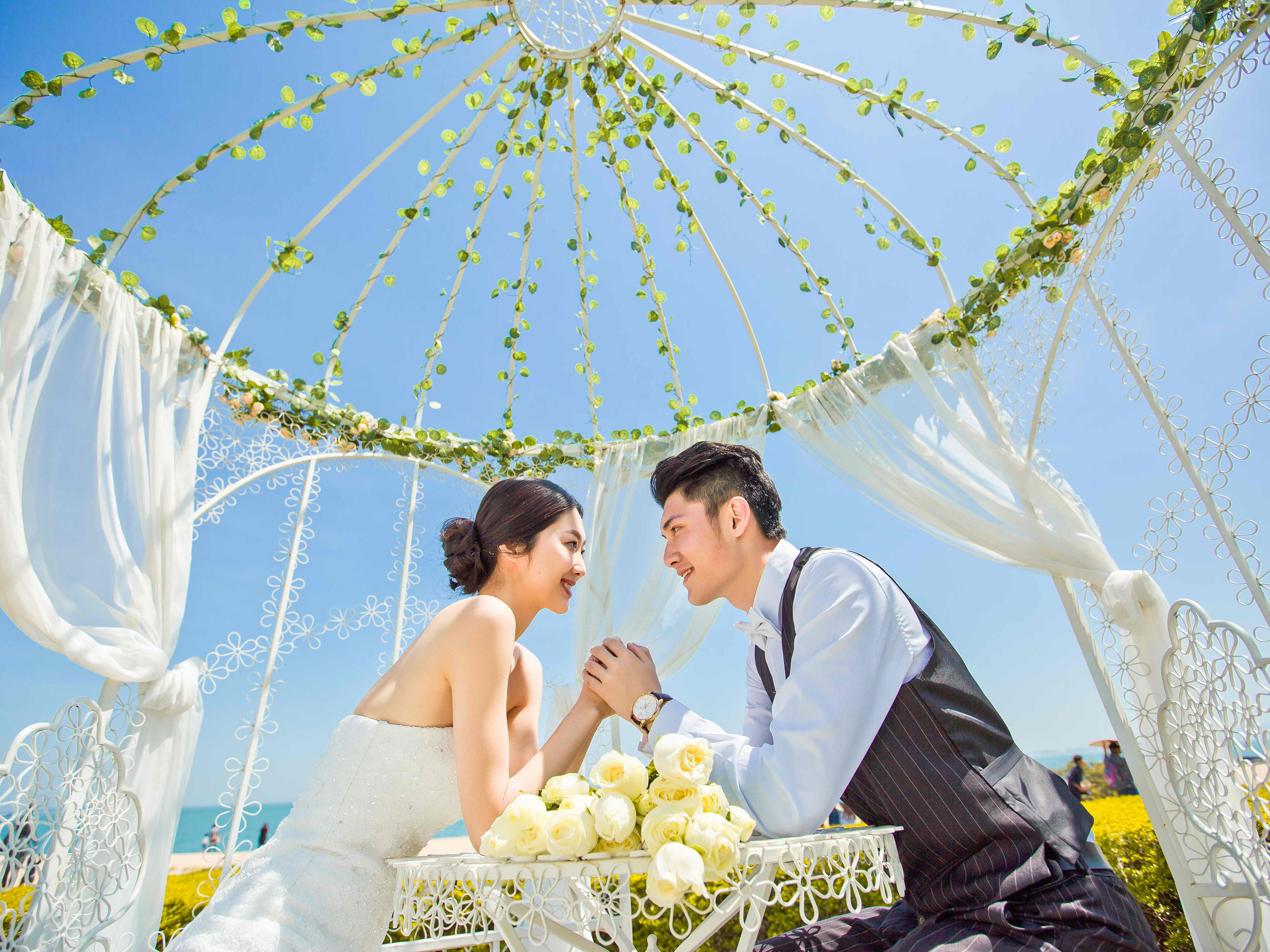 里约婚纱_动漫婚纱情侣头像