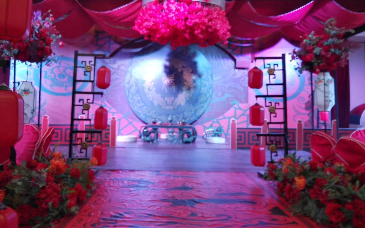 汉式婚礼不同于西式婚礼，也不同于一般以清国，民国