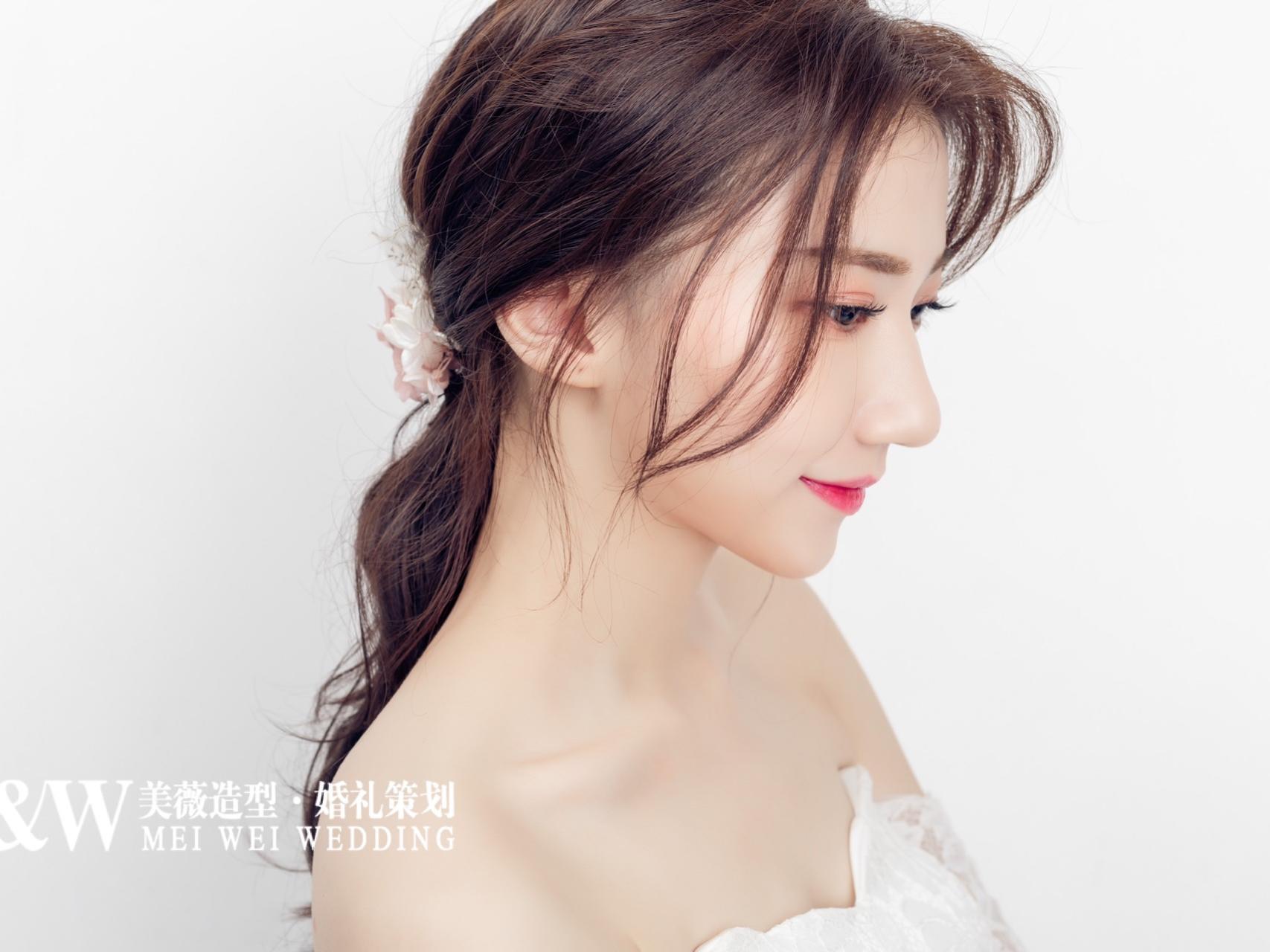 【美薇造型】总监全天跟妆+副化+高清喷枪