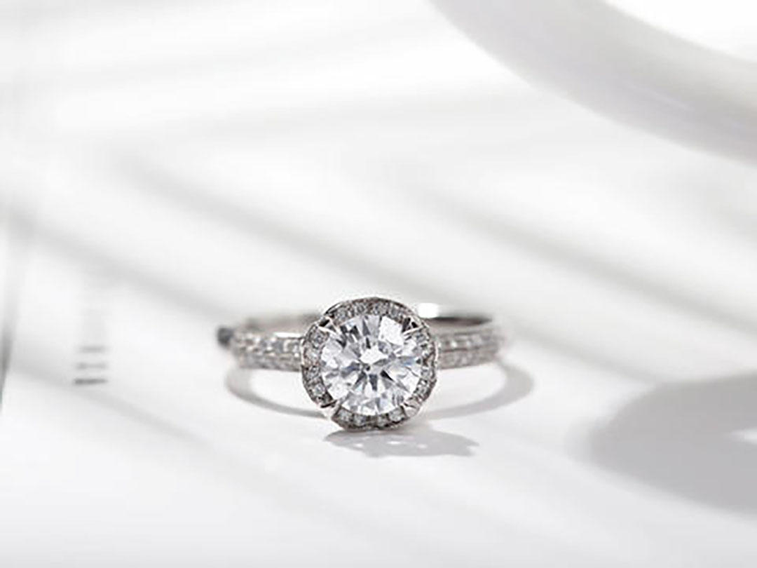 唯爱永恒首饰原创设计品牌，爱神喷泉求婚钻戒