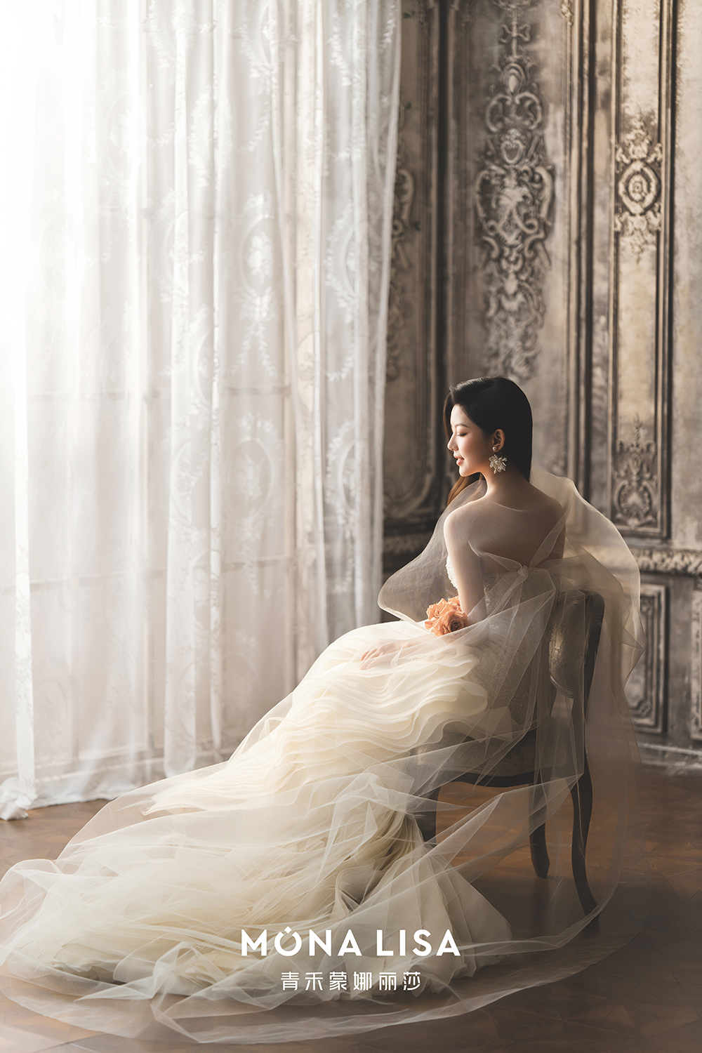 明星室内婚纱照｜浪漫又温柔的光影氛围感