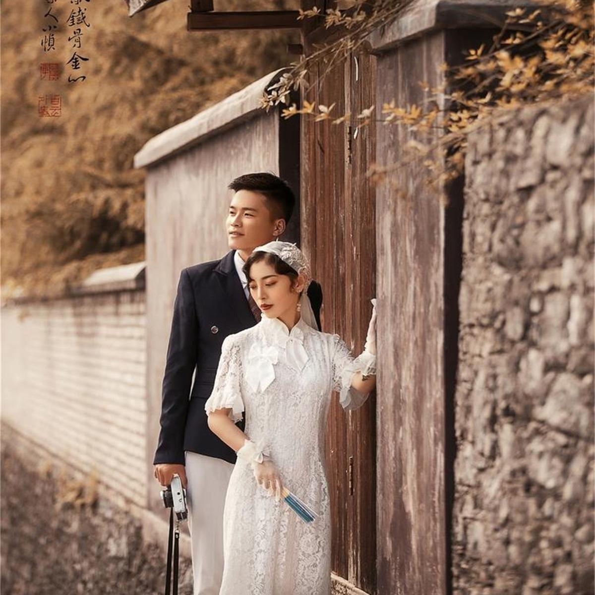 V视觉婚纱摄影（总部）| 复古式婚纱照