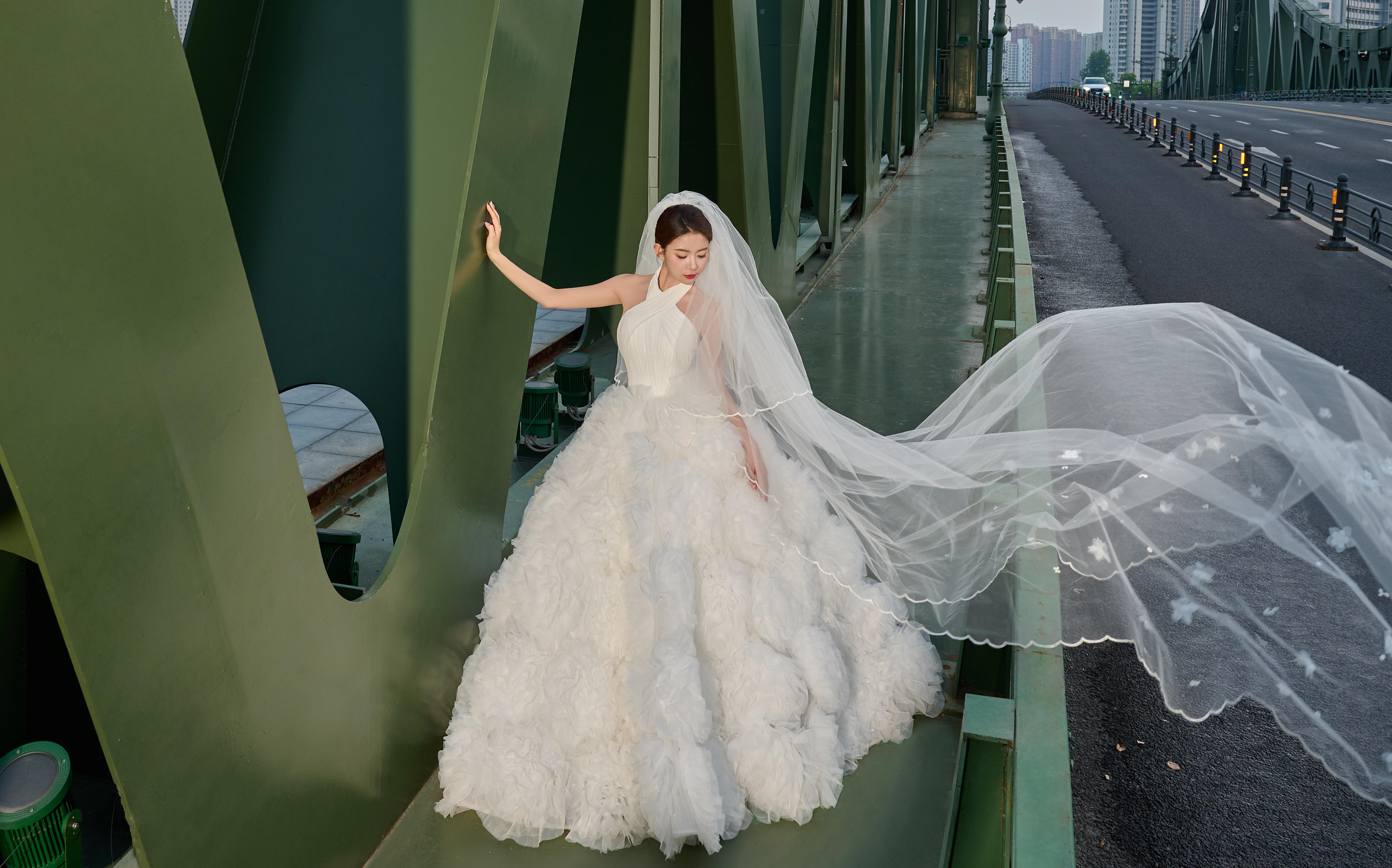 浪漫电影❗️不是伦敦❗️是南京🌉婚纱照太出片了