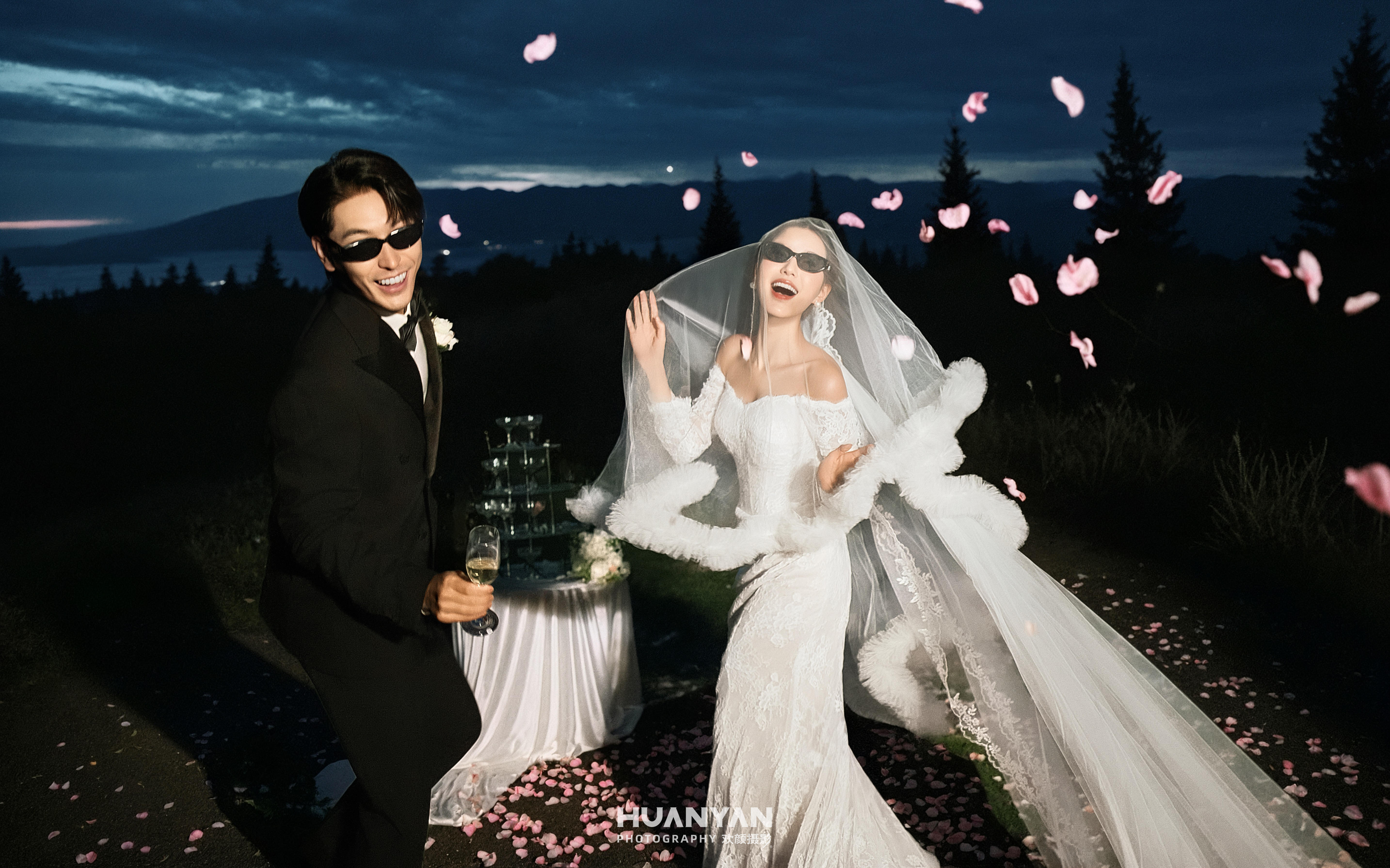 ins風(fēng)/自由而浪漫的夜景婚紗照