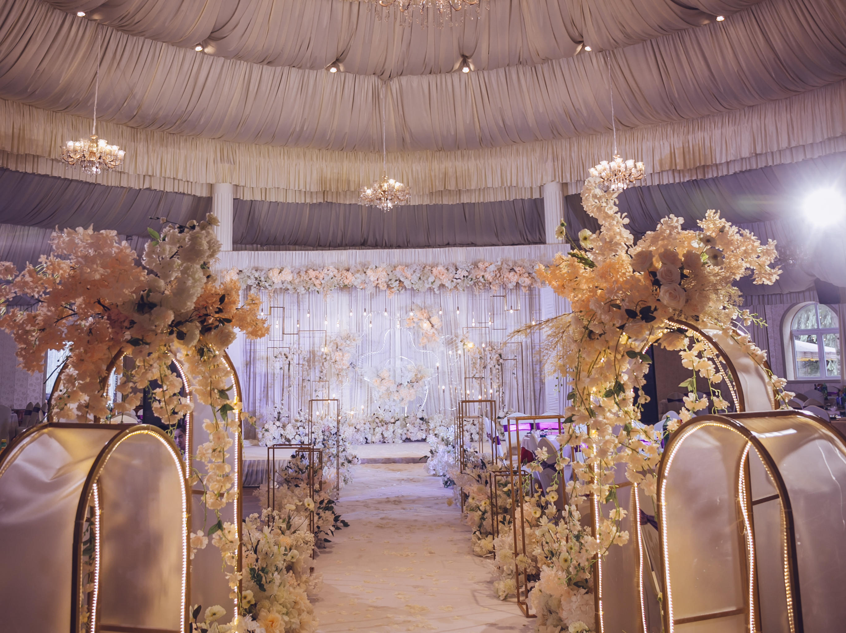 【爱尚喜事】香槟色千丝万缕唯美婚礼