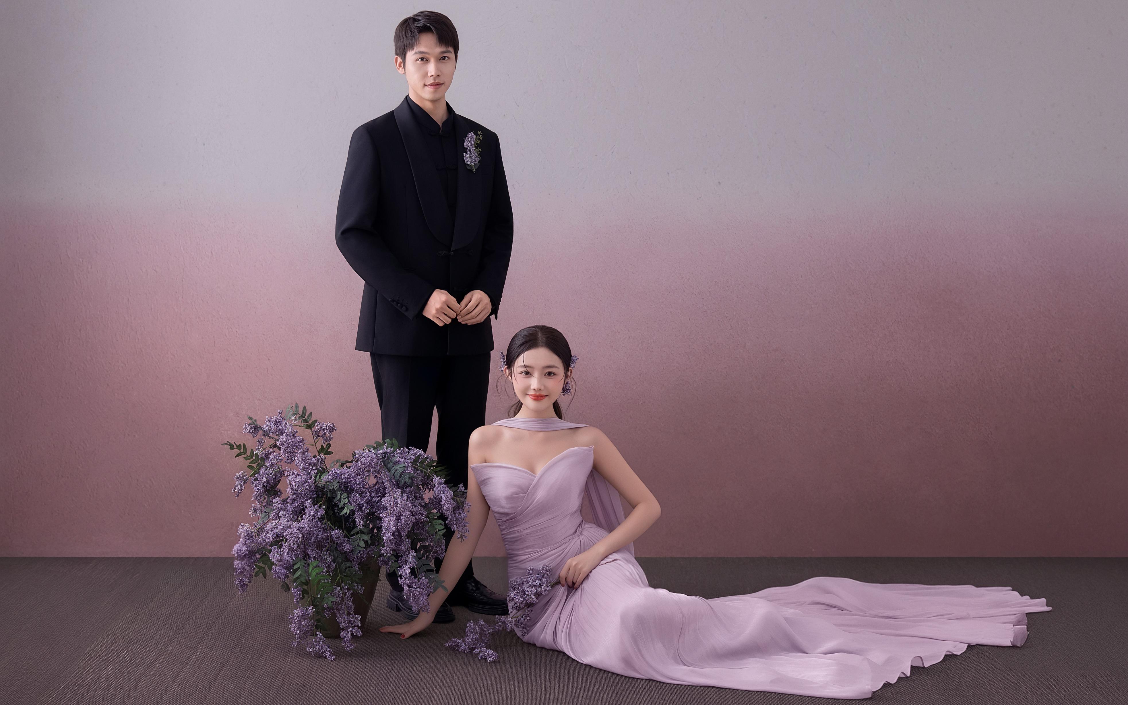 渾然天成??紫色的新中式婚紗照風格來咯?。。。? style=