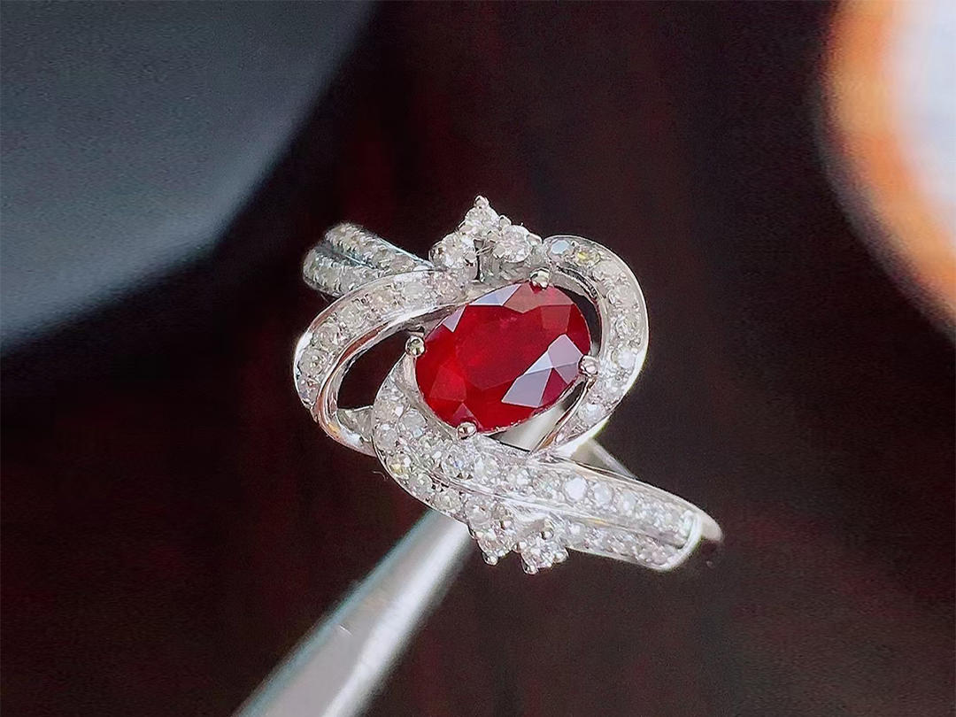 中规中矩的款式看腻了，来试试设计款换个风格